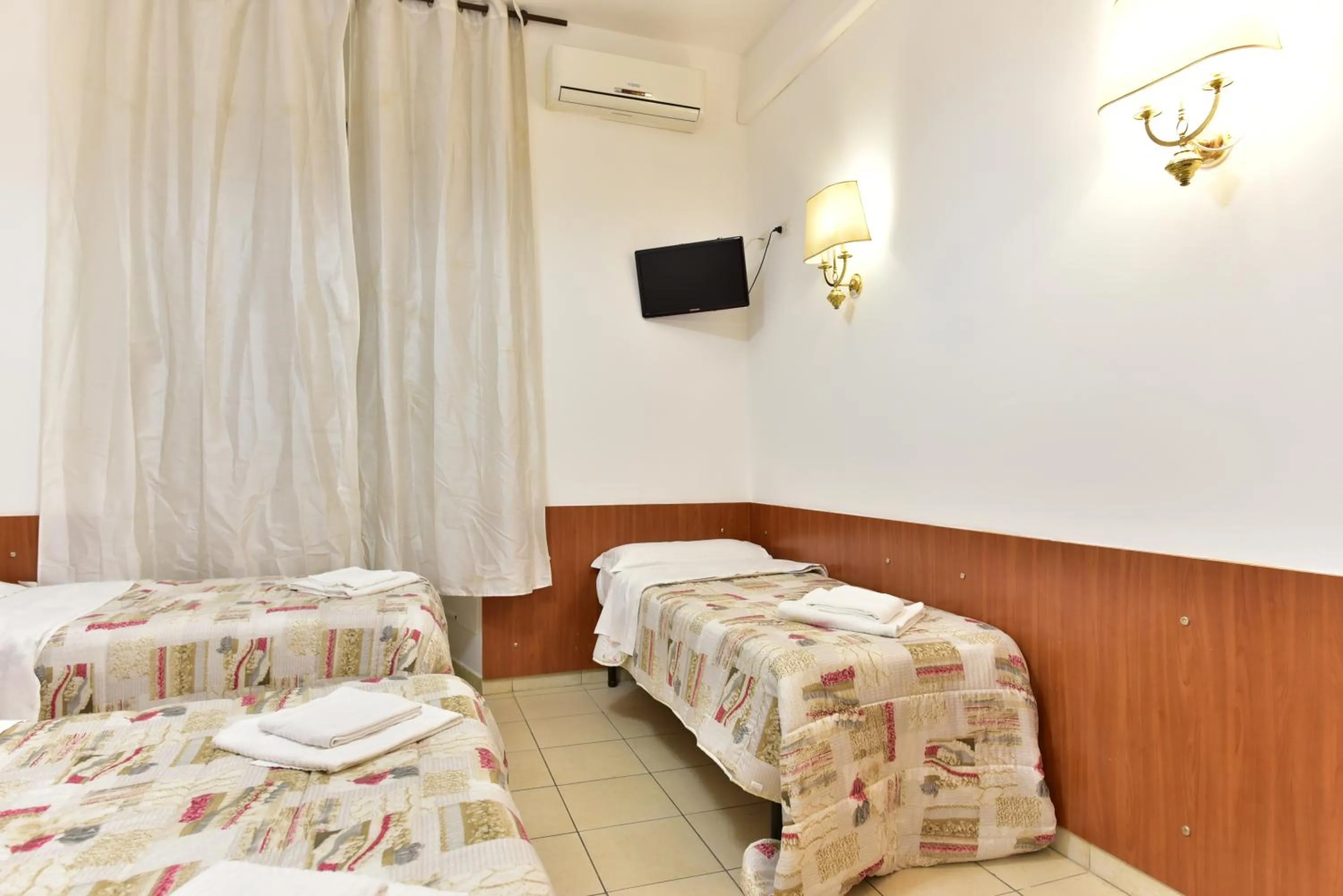 Bed in B&B Rome Terminal House