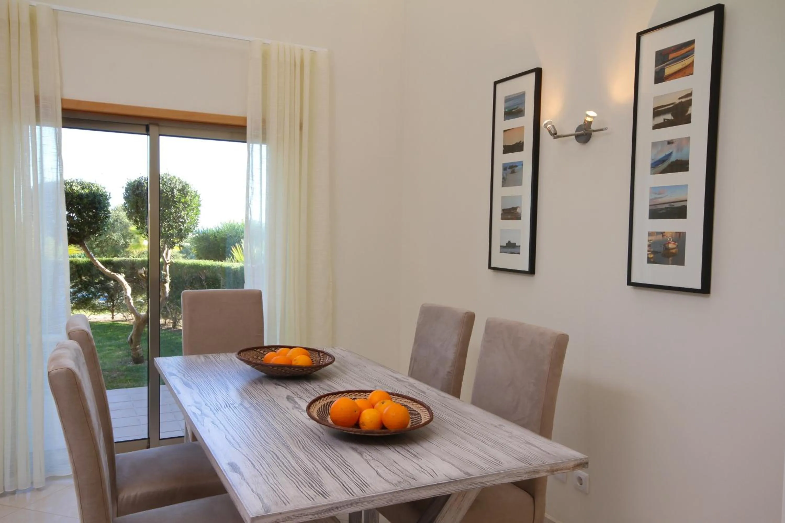 Dining area in Pinheiros da Balaia Villas