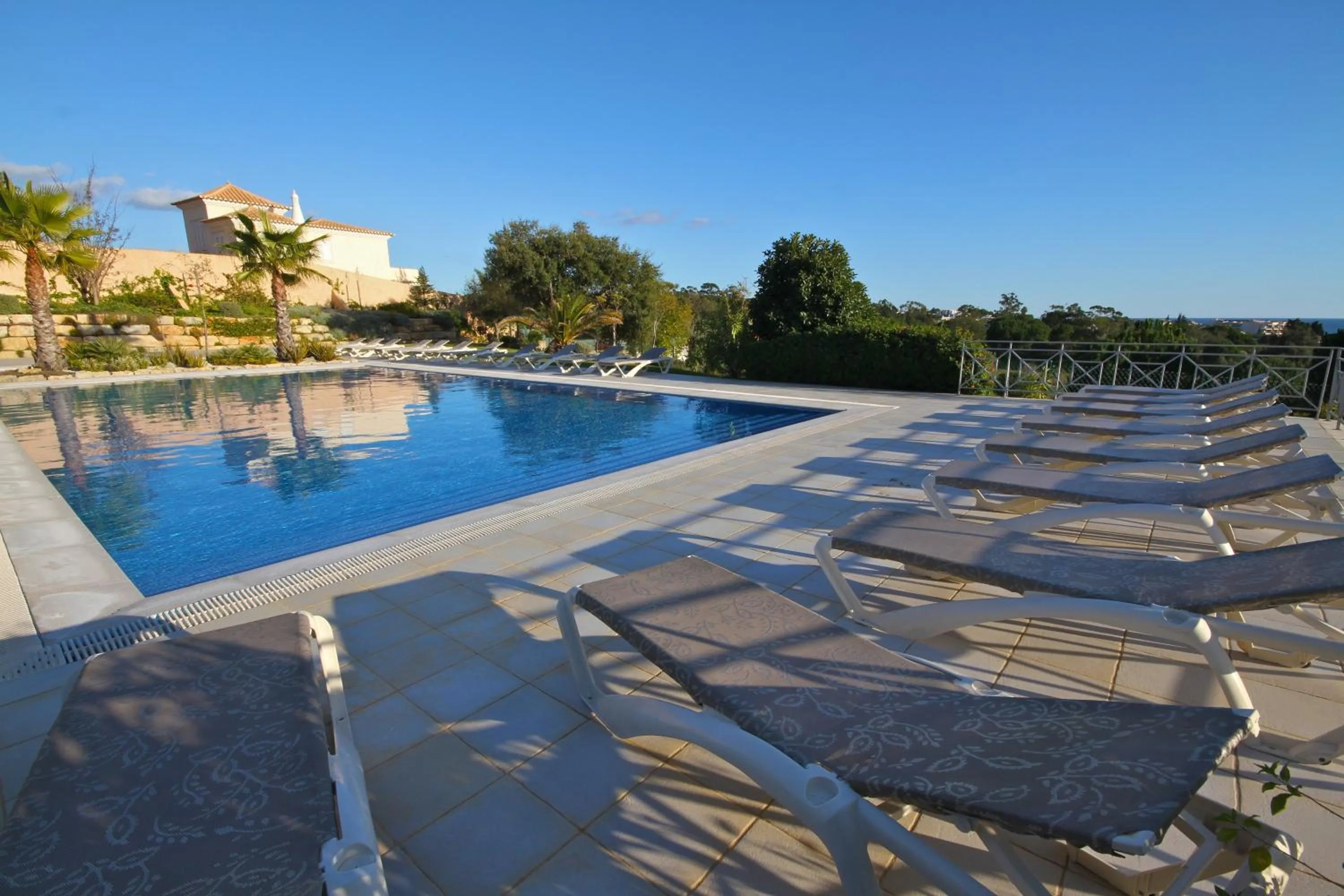 Swimming pool in Pinheiros da Balaia Villas