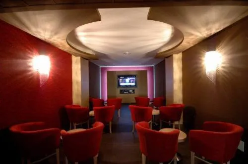 Lounge or bar in Mediterraneo Palace Hotel