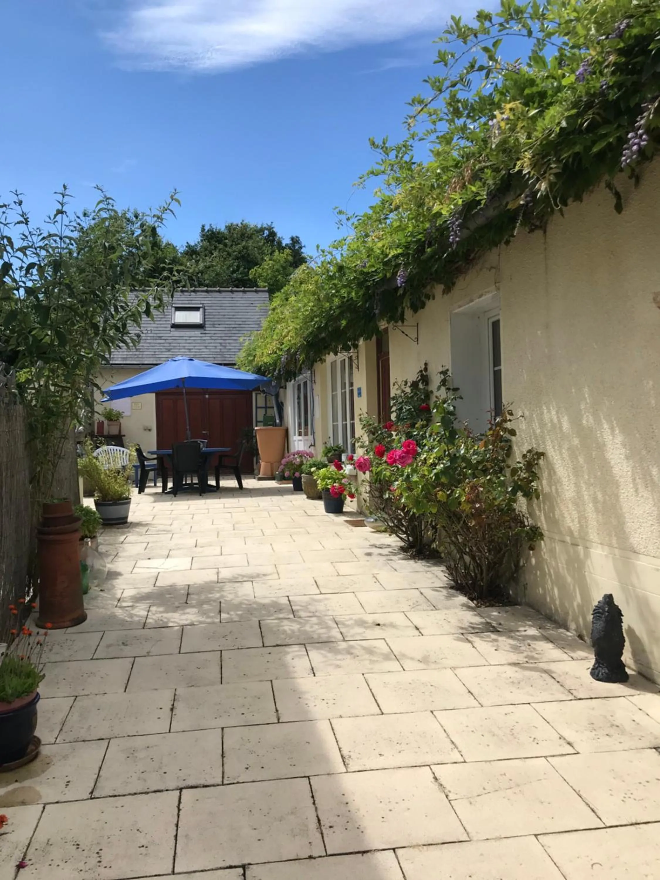 Property building in Cottage Les Glycines