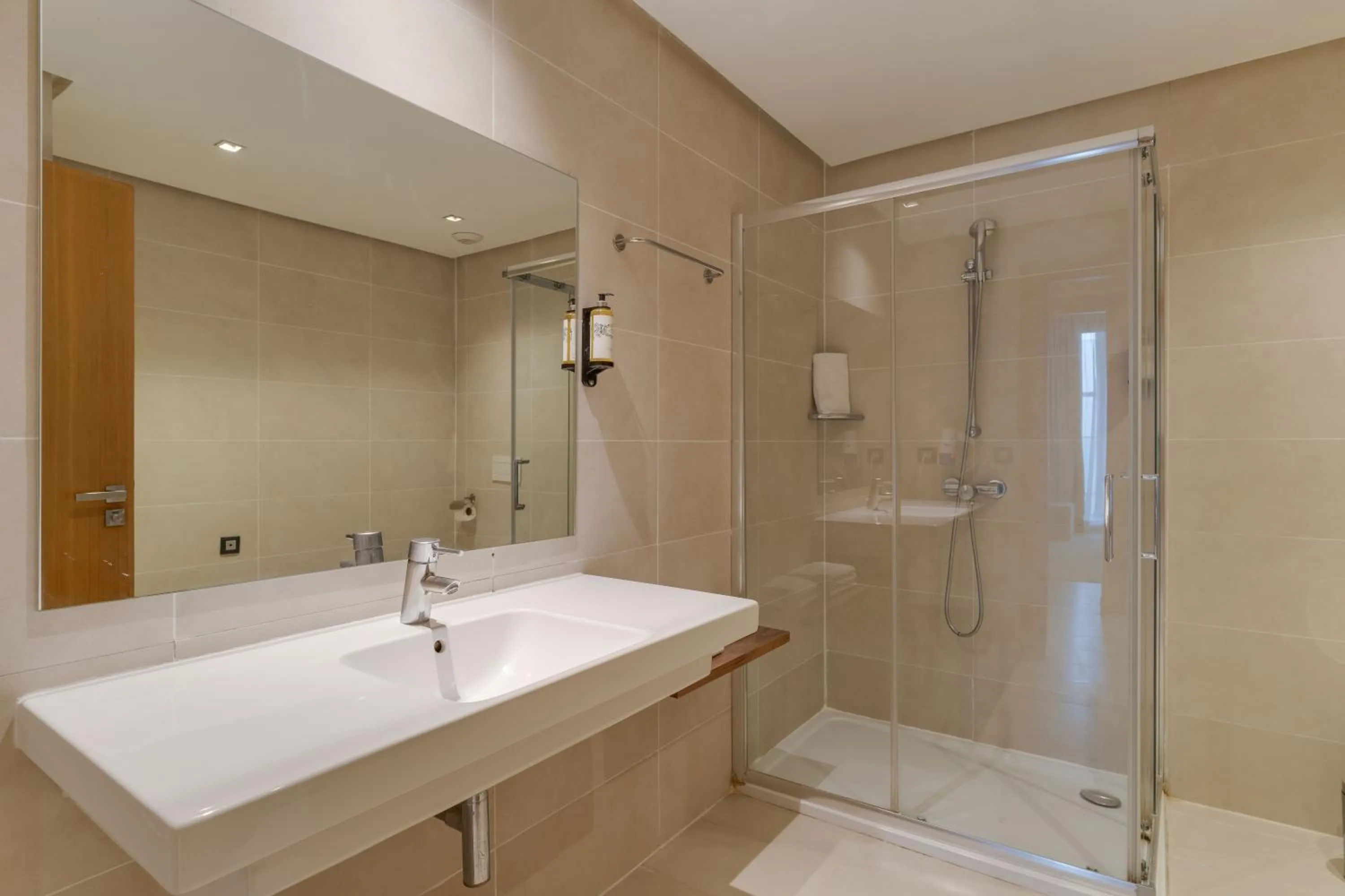 Bathroom in Pestana Casablanca, Seaside Suites & Residences