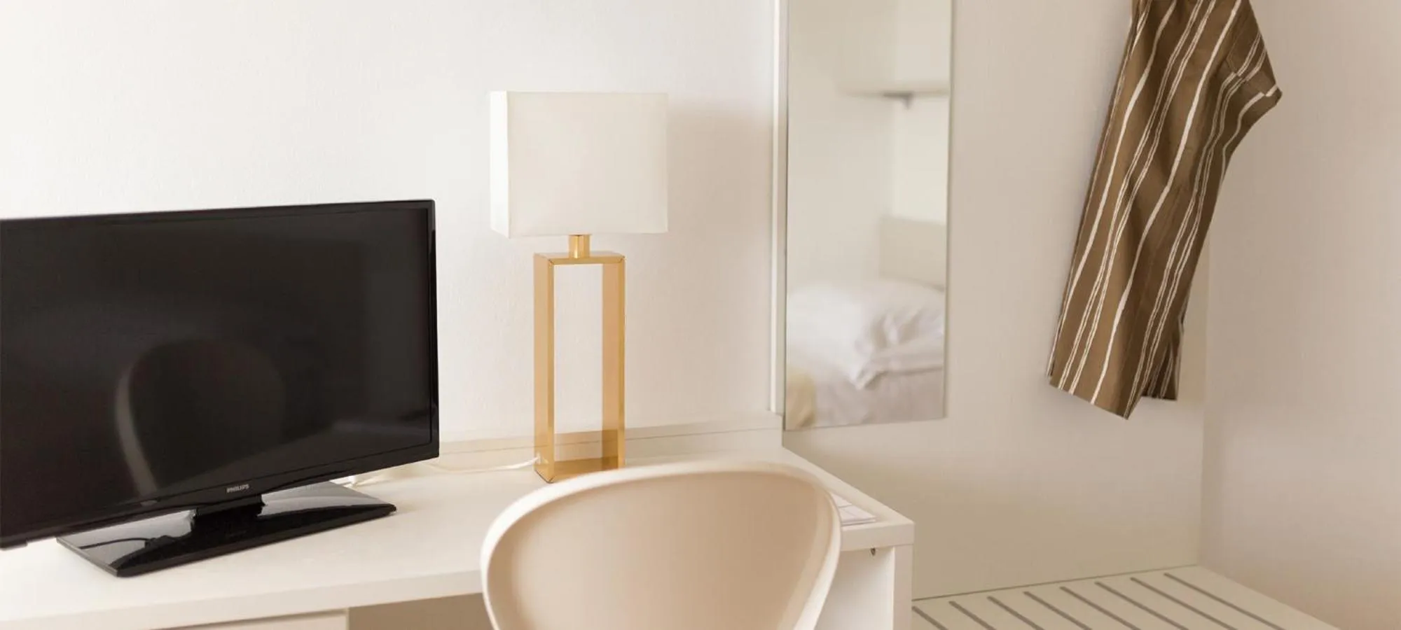 TV and multimedia in Hotel Abner's