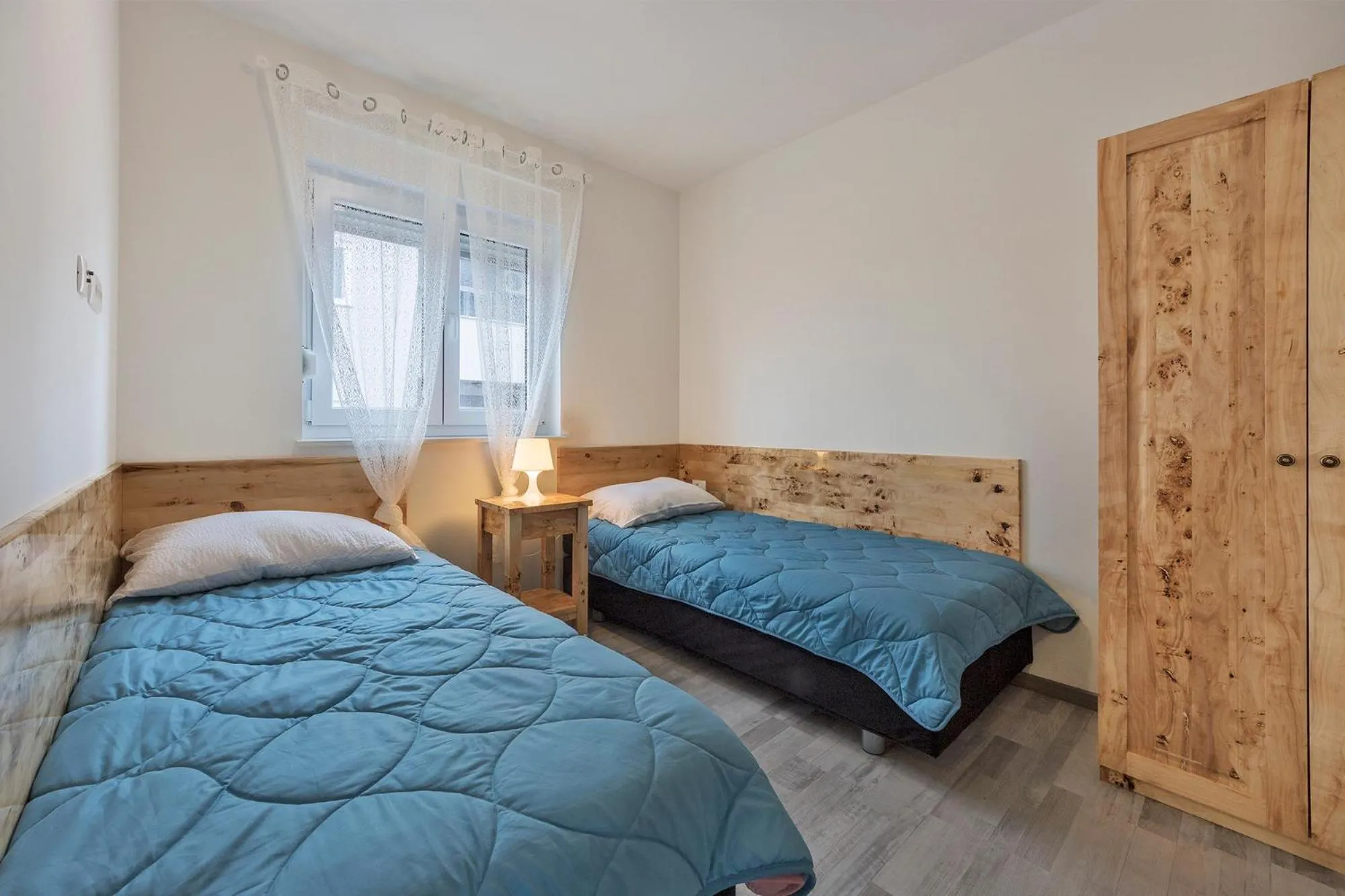 Apartments Nešić Peroj