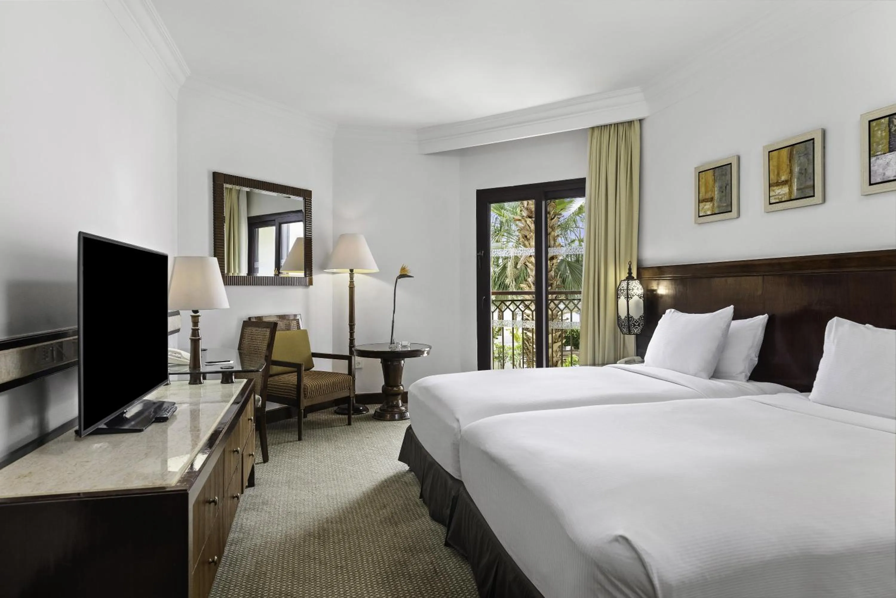 Bed in Hilton Luxor Resort & Spa