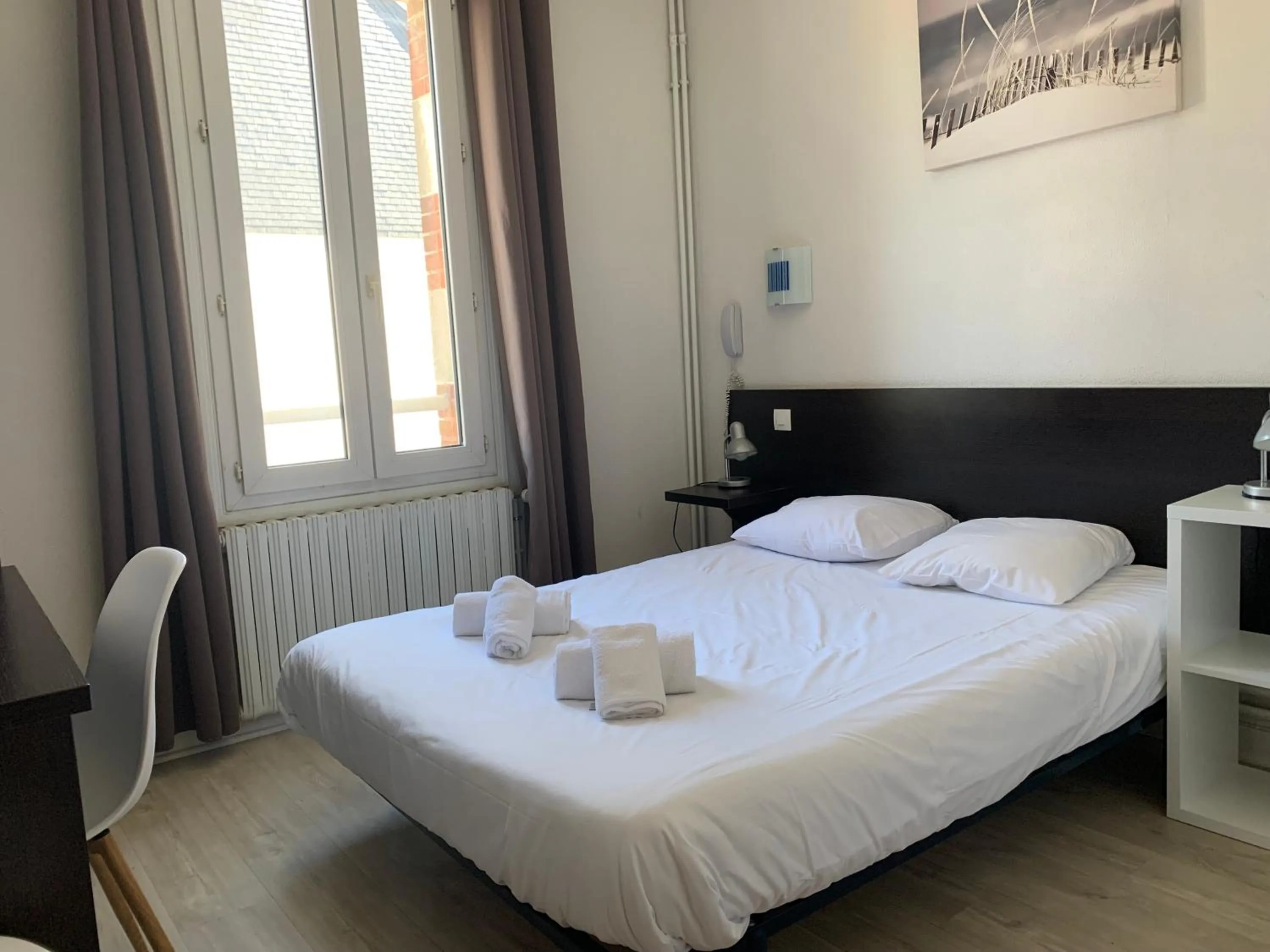 Photo of the whole room, Bed in Hotel Le Cosy Riva Bella