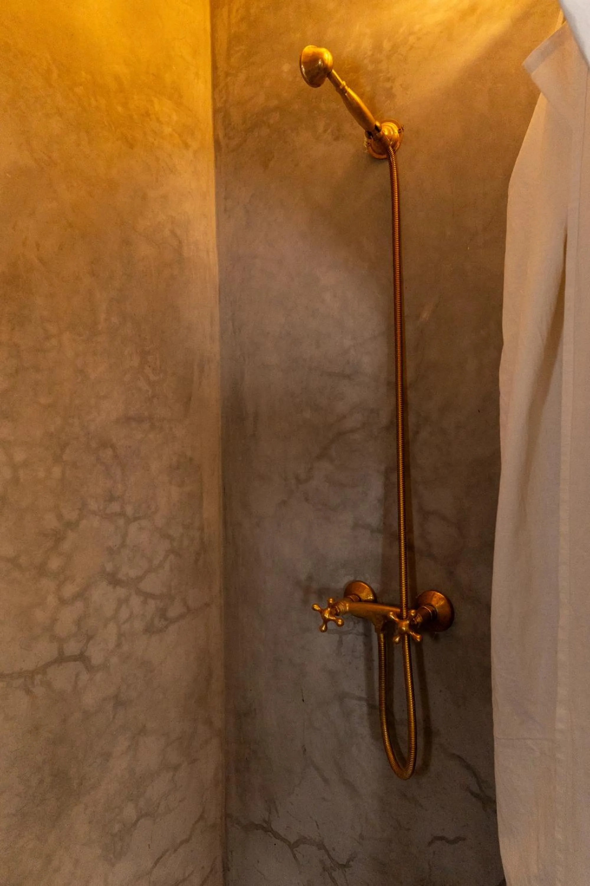 Shower in Riad Shambala