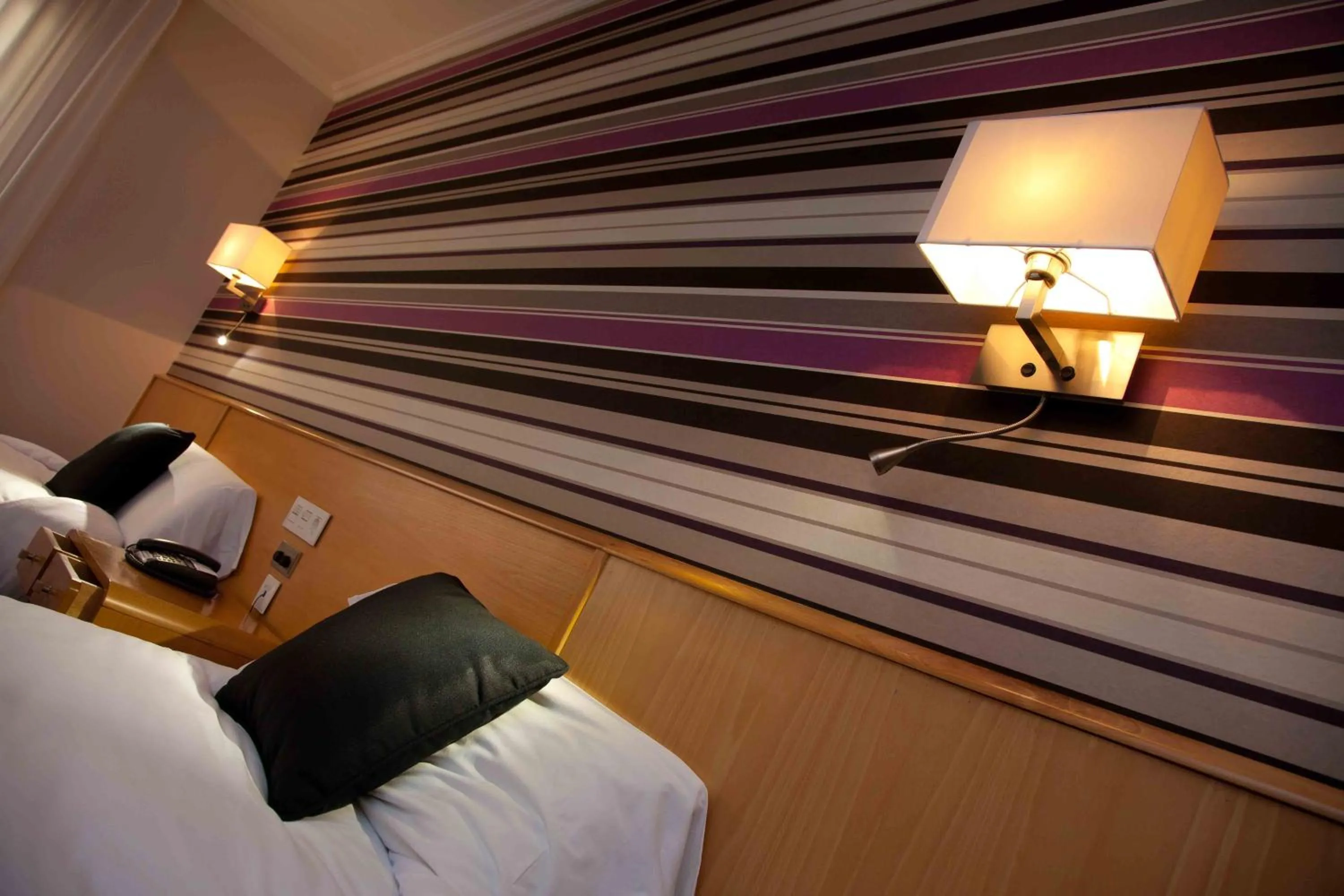 Decorative detail, Bed in Hotel Palacio de Cristal