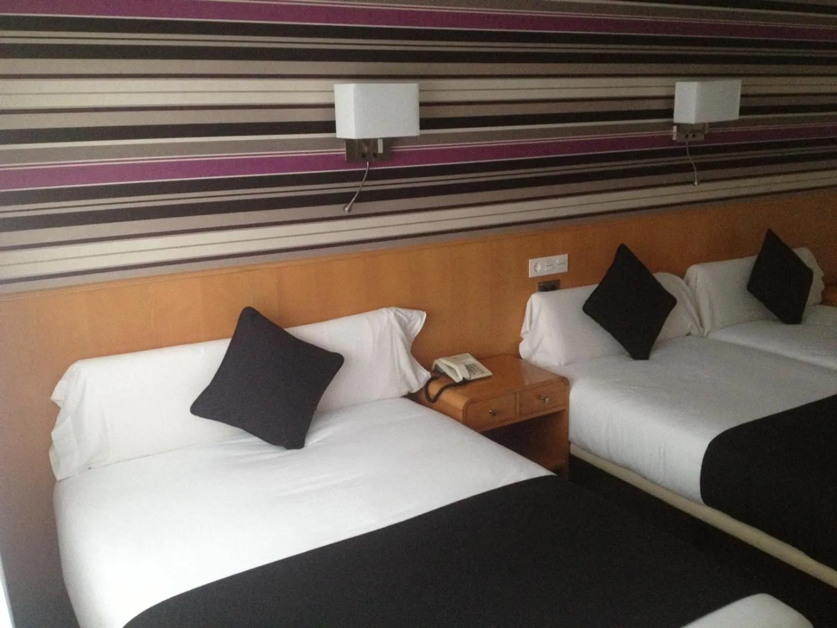 Decorative detail, Bed in Hotel Palacio de Cristal