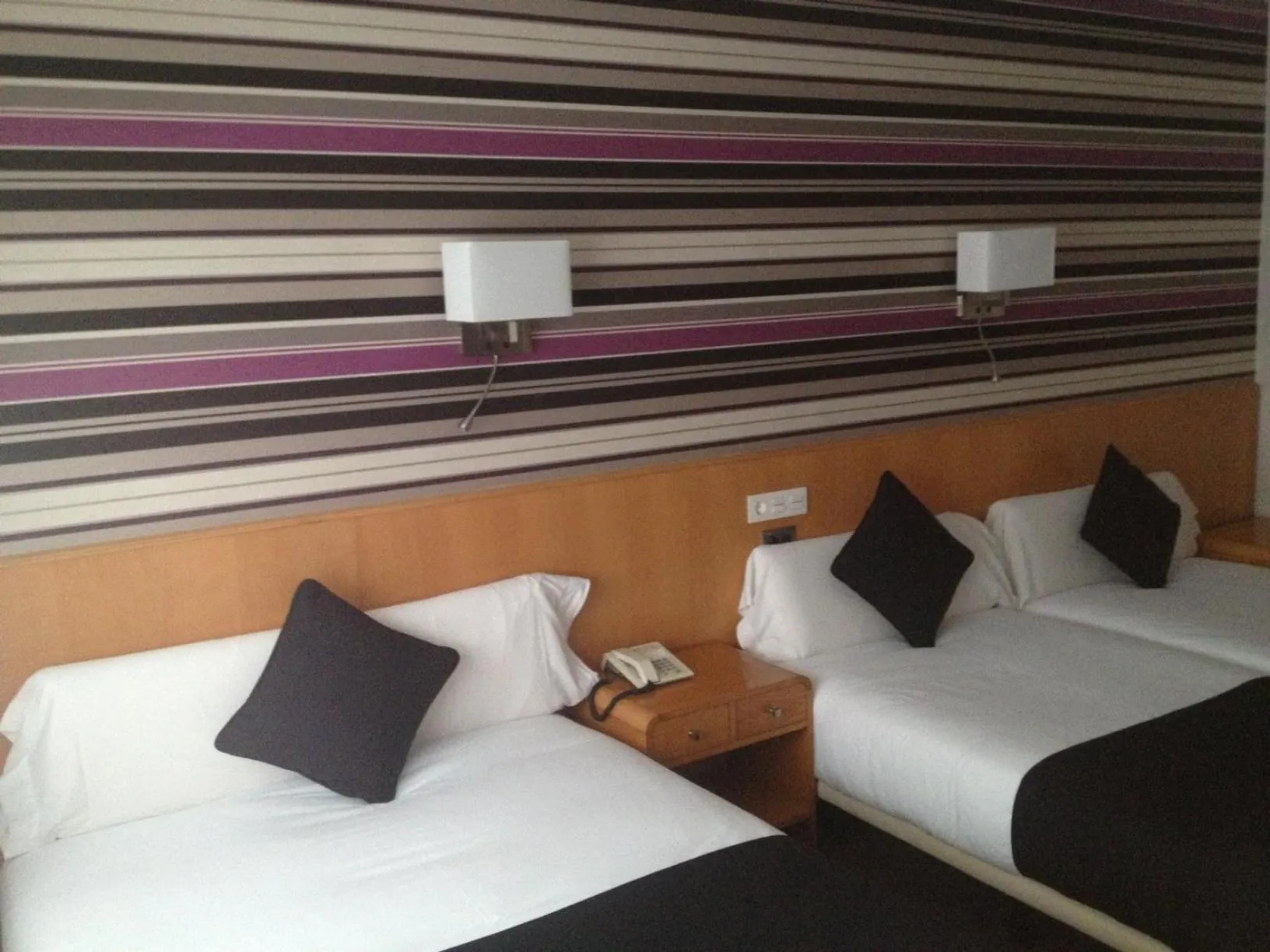 Decorative detail, Bed in Hotel Palacio de Cristal