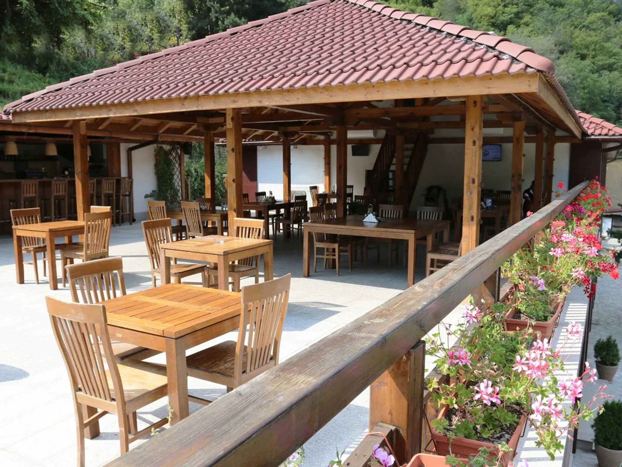 Restaurant/places to eat in Aqua Varvara Hotel