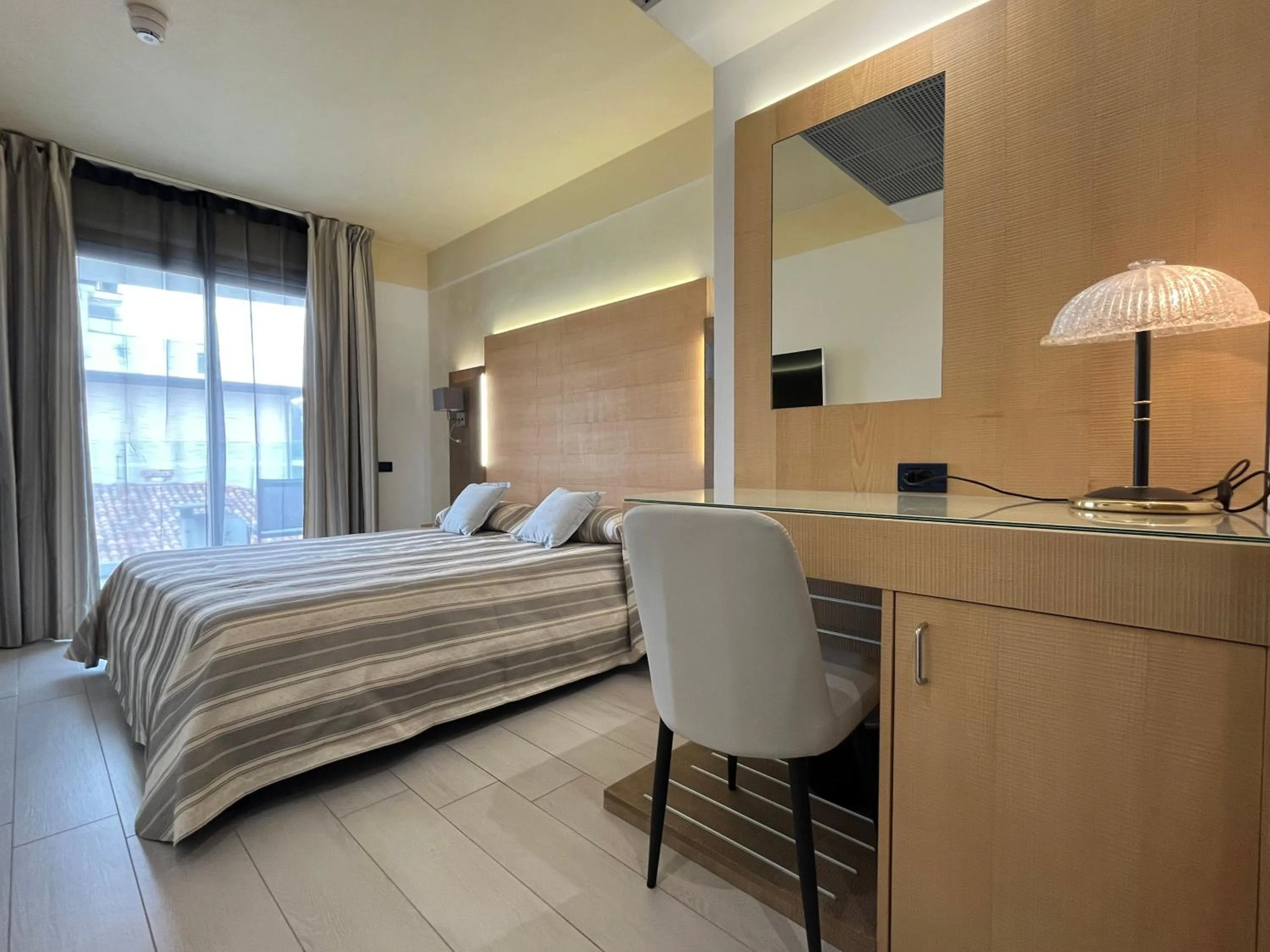 Photo of the whole room, Bed in Hotel Mare