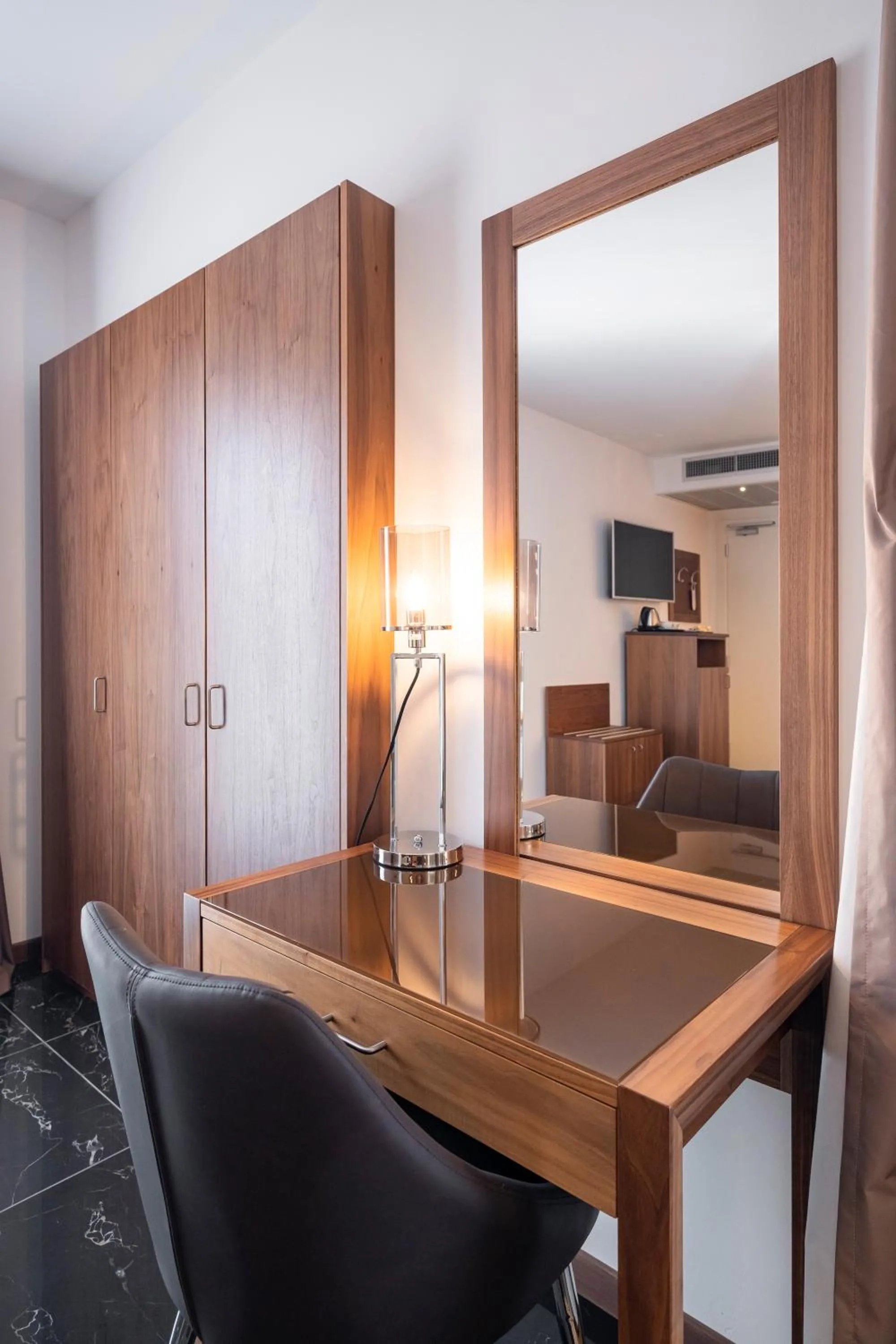 hair dresser in Hotel Mare