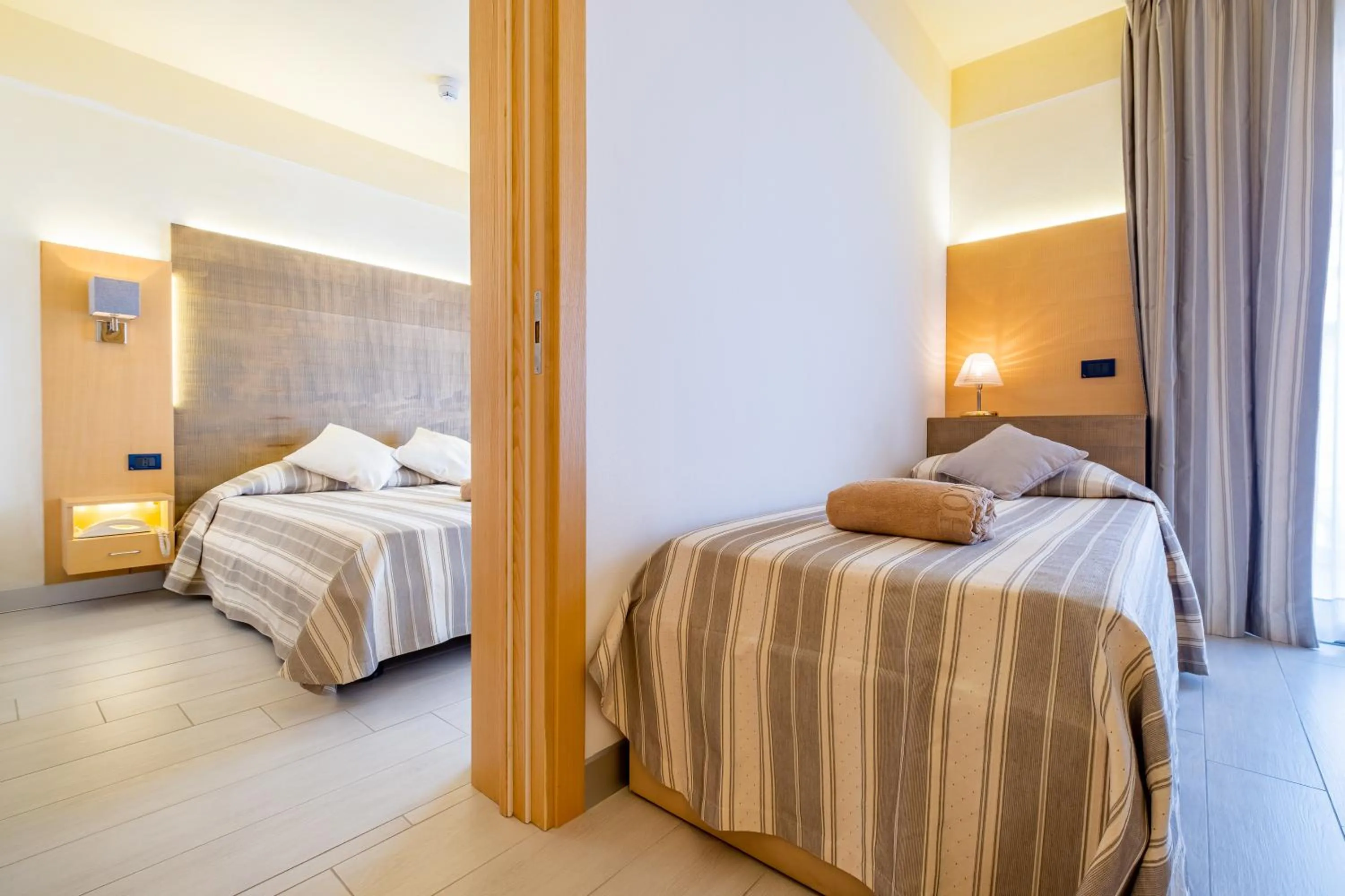 Photo of the whole room, Bed in Hotel Mare