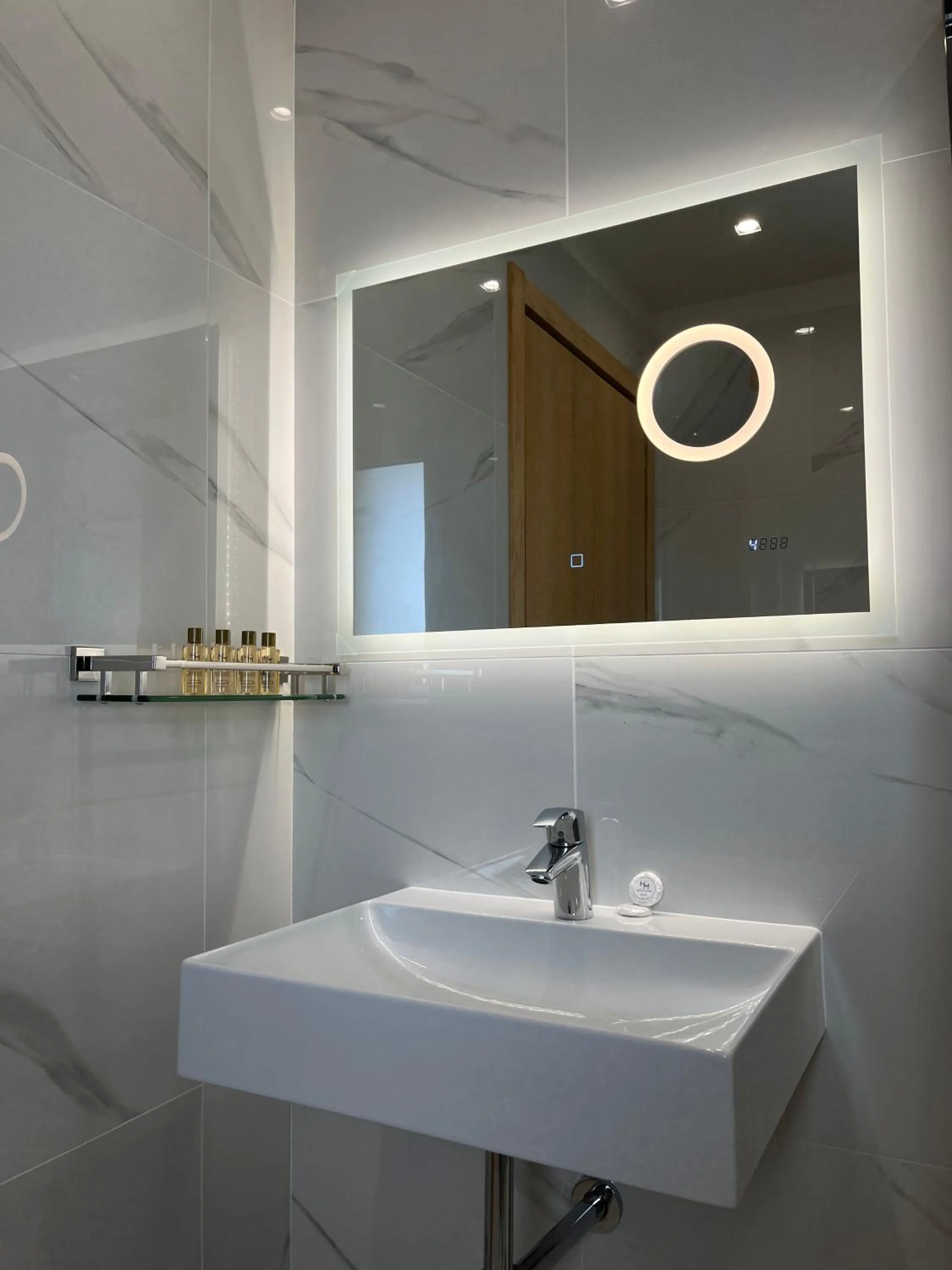 Bathroom in Hotel Mare