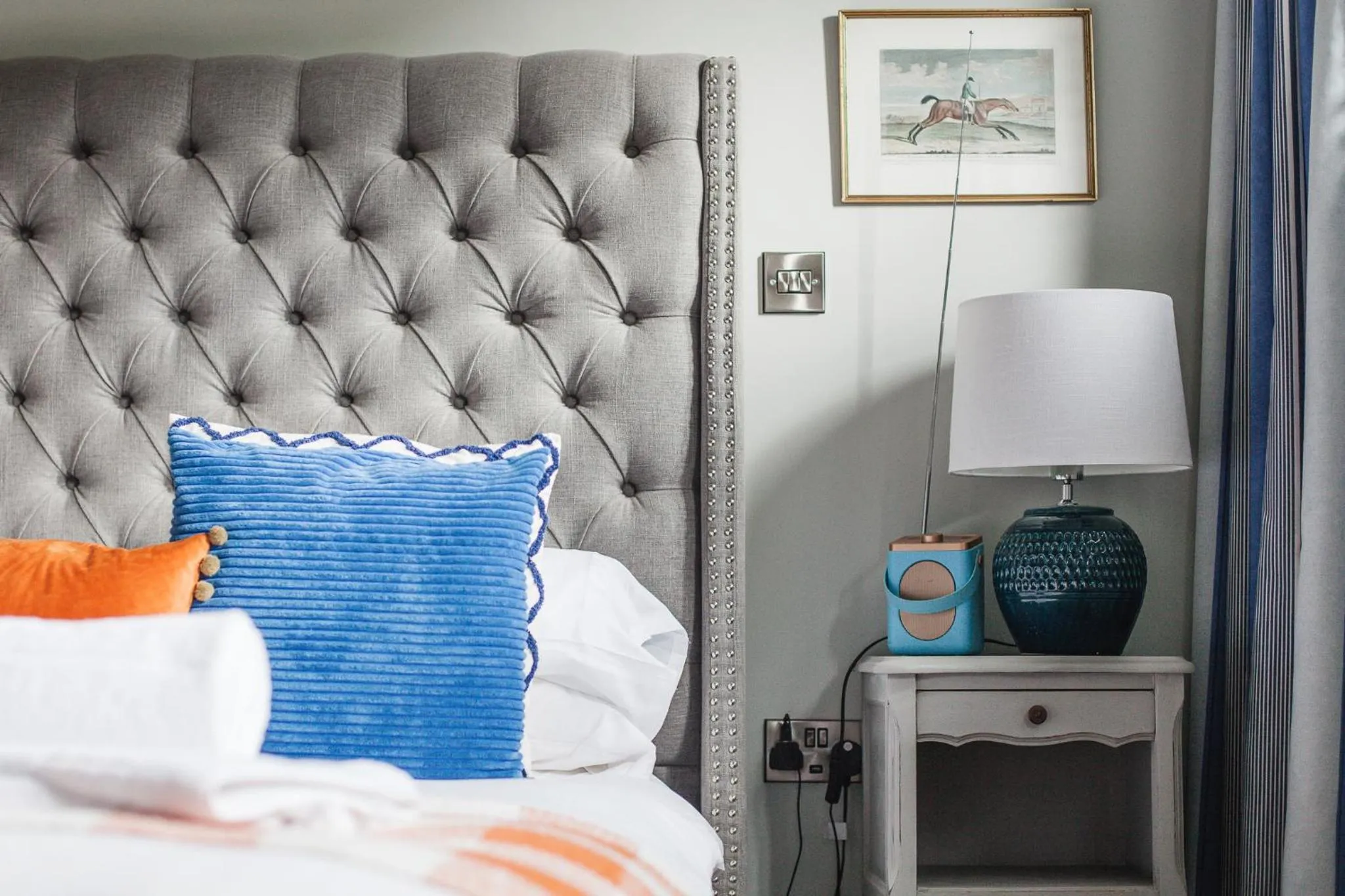 Decorative detail, Bed in The George Inn