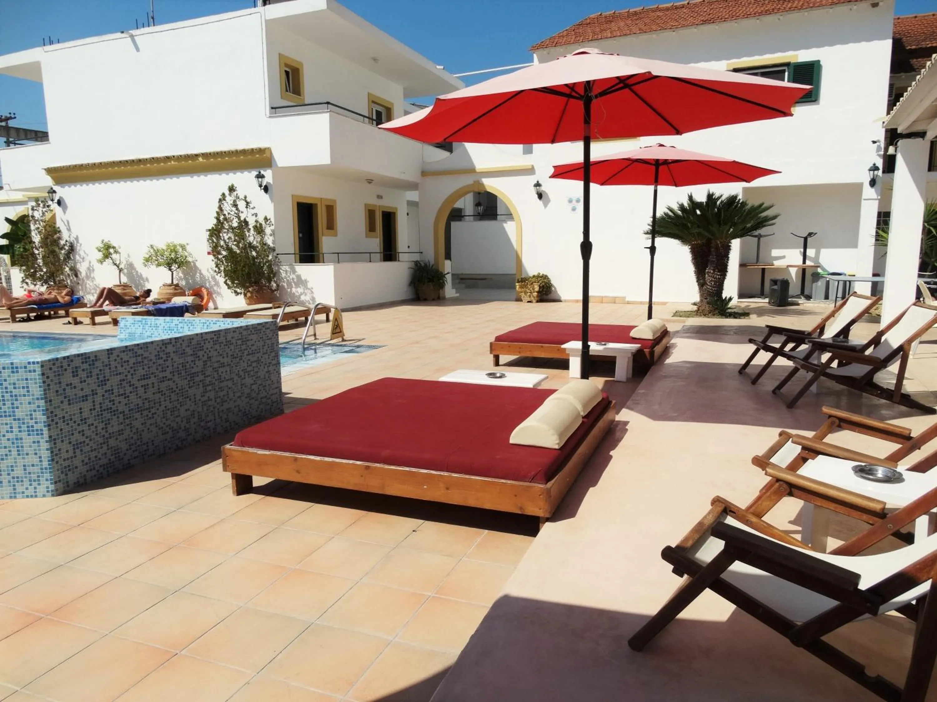 Swimming pool in Oasis Beach Club