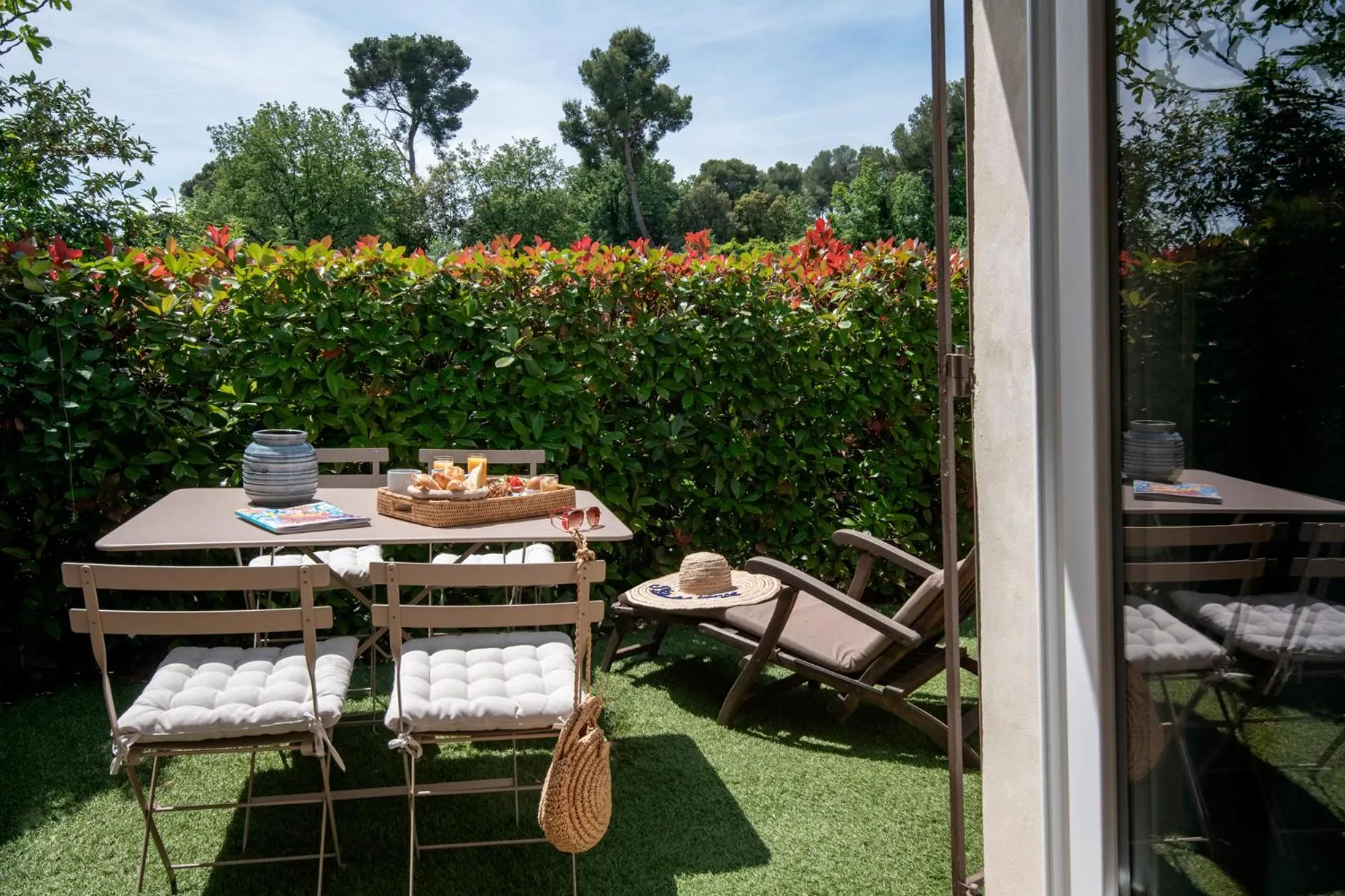 Day in Hotel Les Messugues