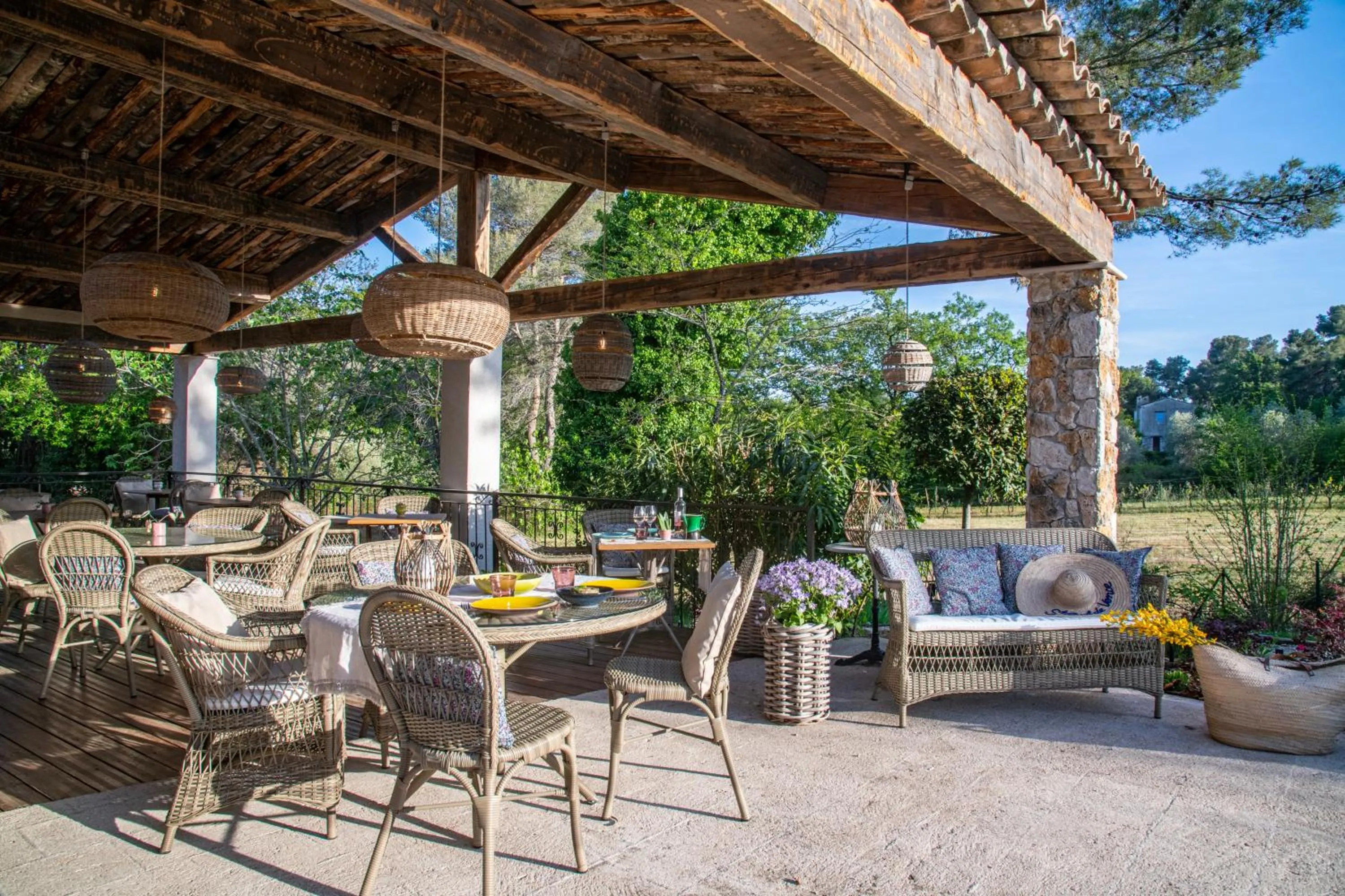 Dining area in Hotel Les Messugues
