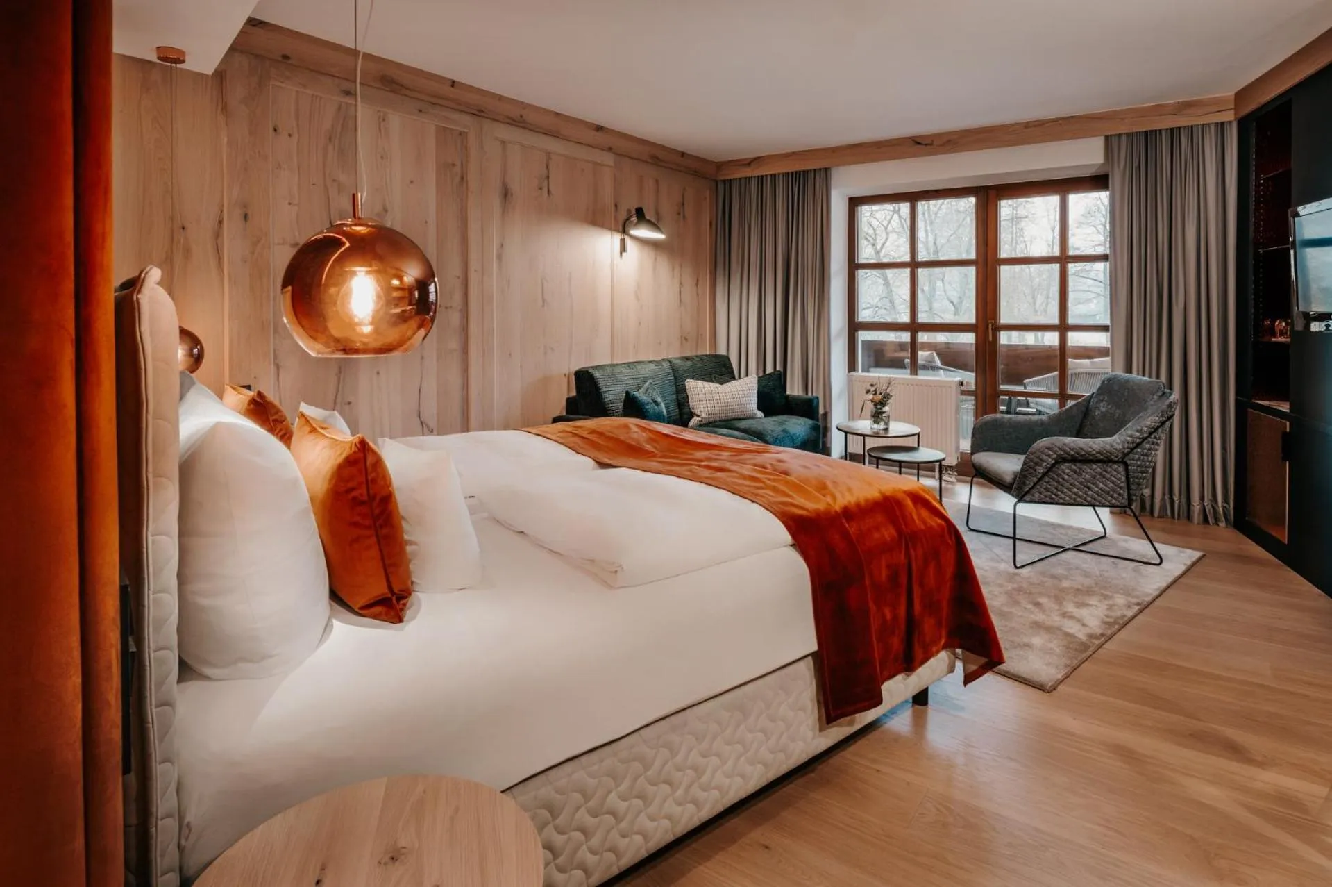 Photo of the whole room, Bed in Der Eisvogel - Wellness- & Genusshotel