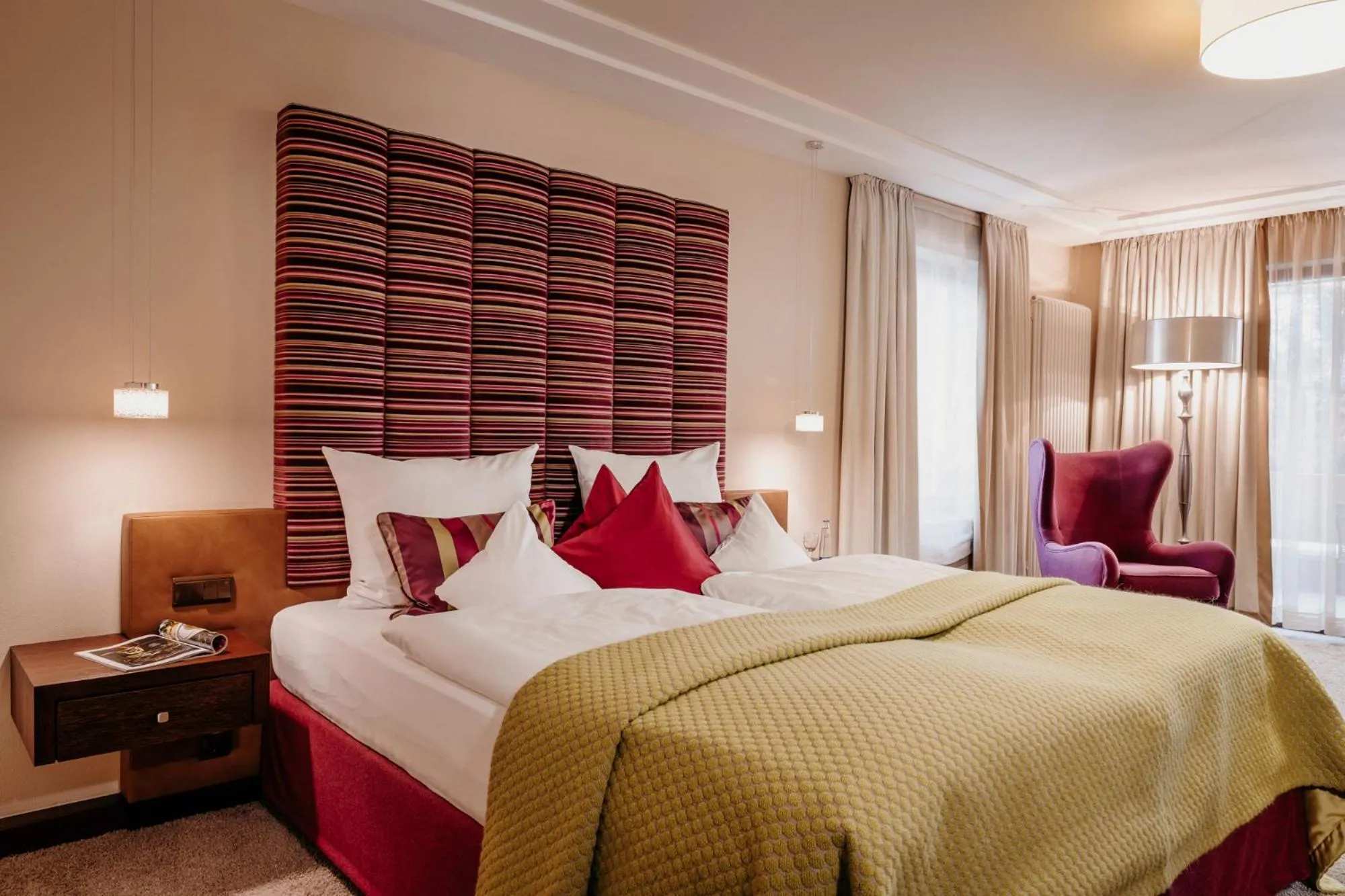 Photo of the whole room, Bed in Der Eisvogel - Wellness- & Genusshotel