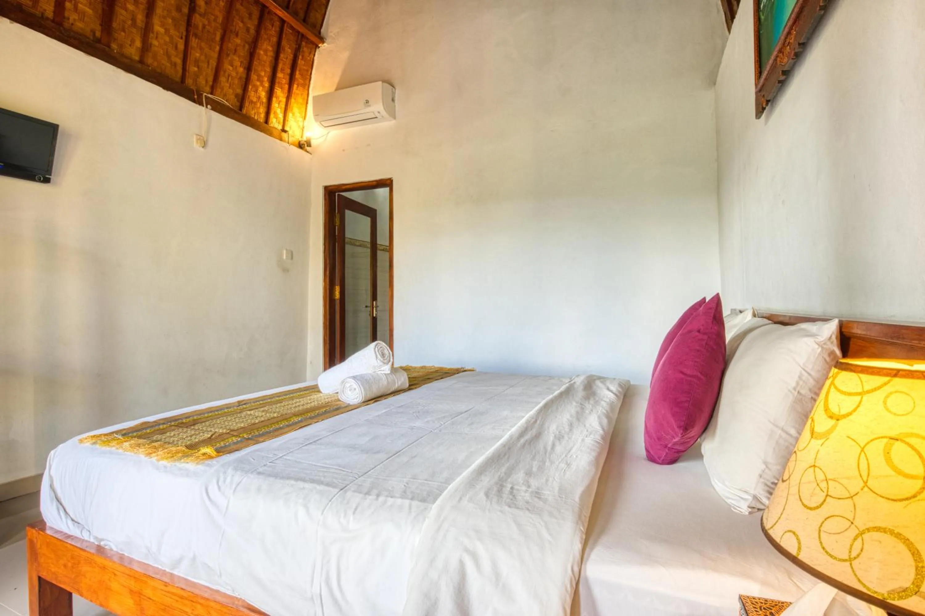 Bedroom, Bed in The Mountain Cottage
