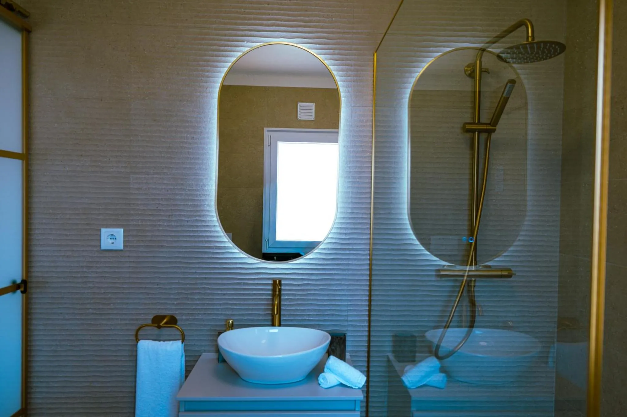 Toilet in Green Moments Guest House Portimão