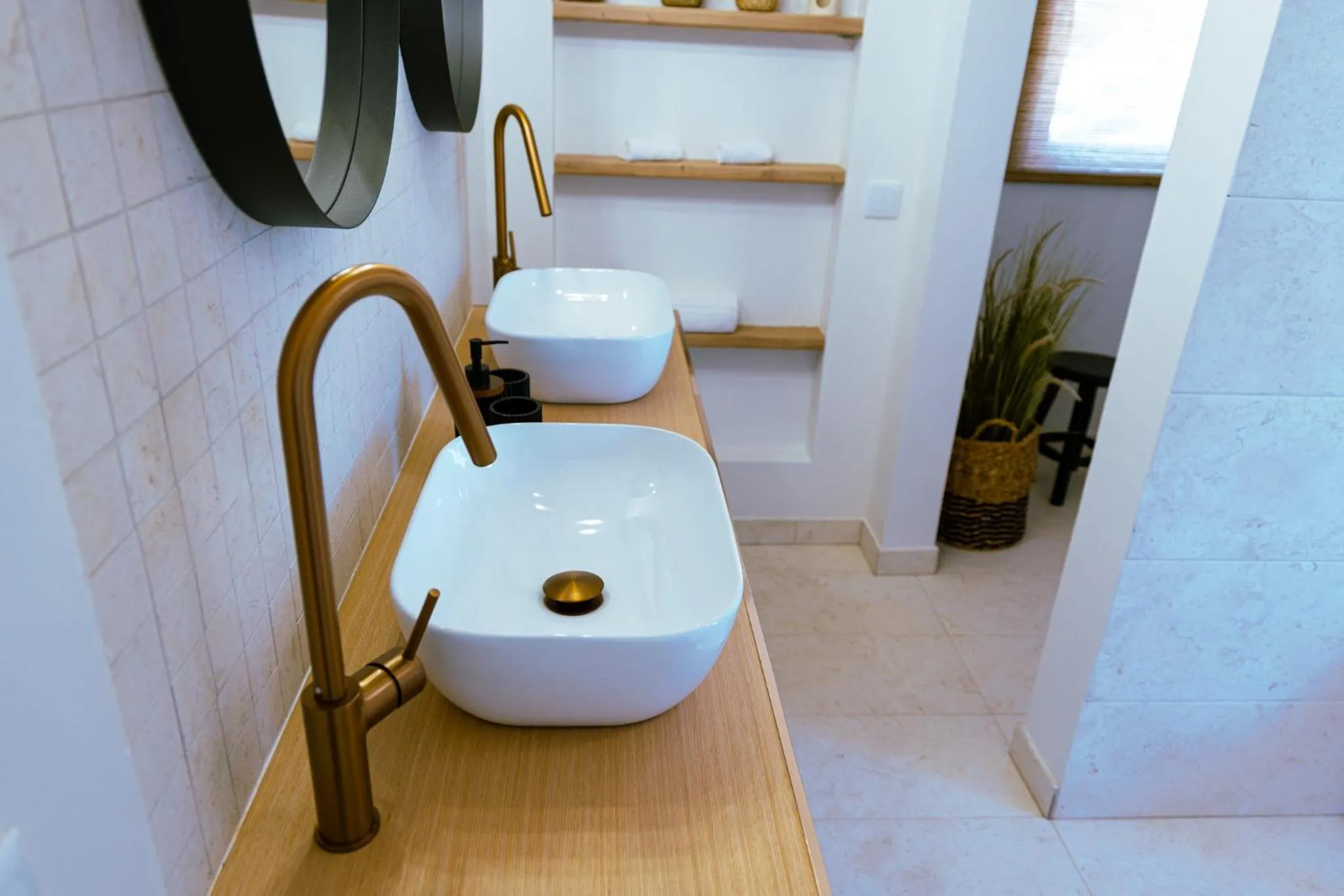 Bathroom in Green Moments Guest House Portimão