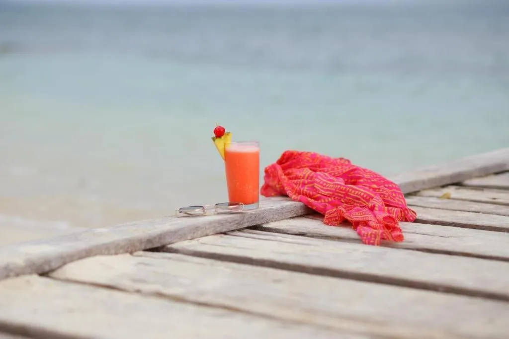 Beach in Hotel Cocoliso Island Resort