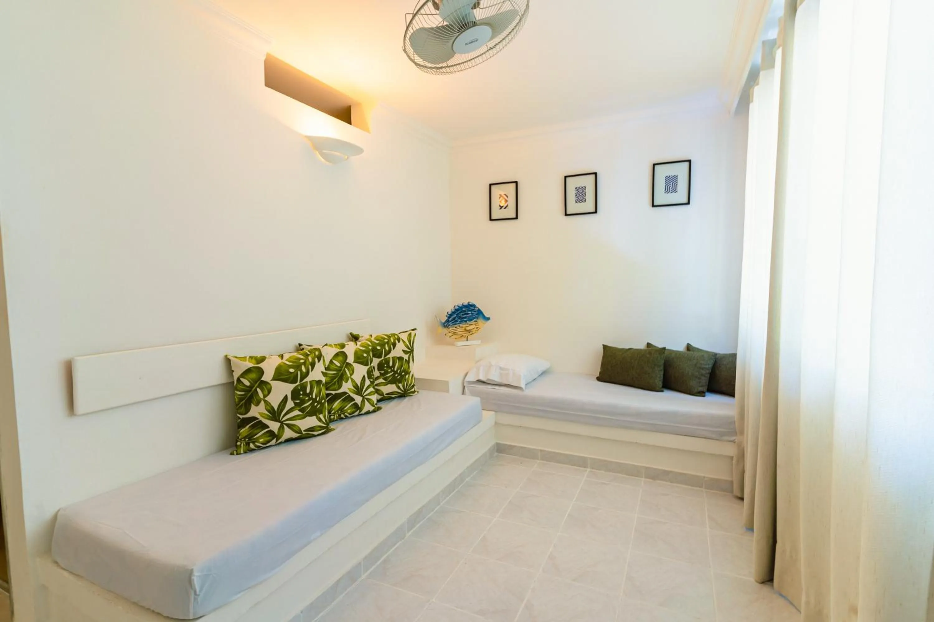 Bed in Hotel Cocoliso Island Resort