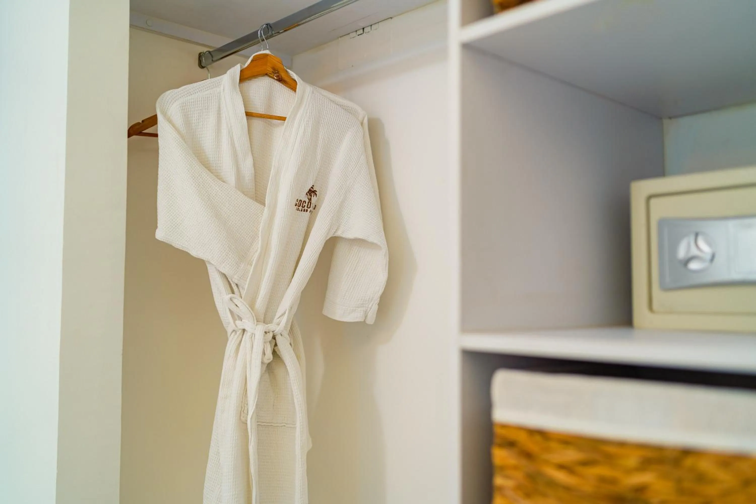 safe in Hotel Cocoliso Island Resort