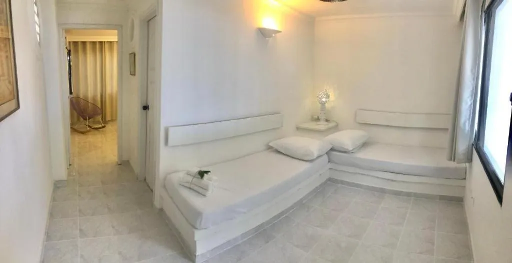 Photo of the whole room in Hotel Cocoliso Island Resort