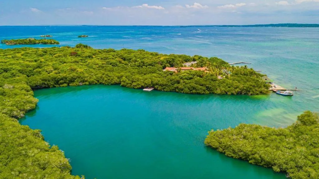 Nearby landmark in Hotel Cocoliso Island Resort