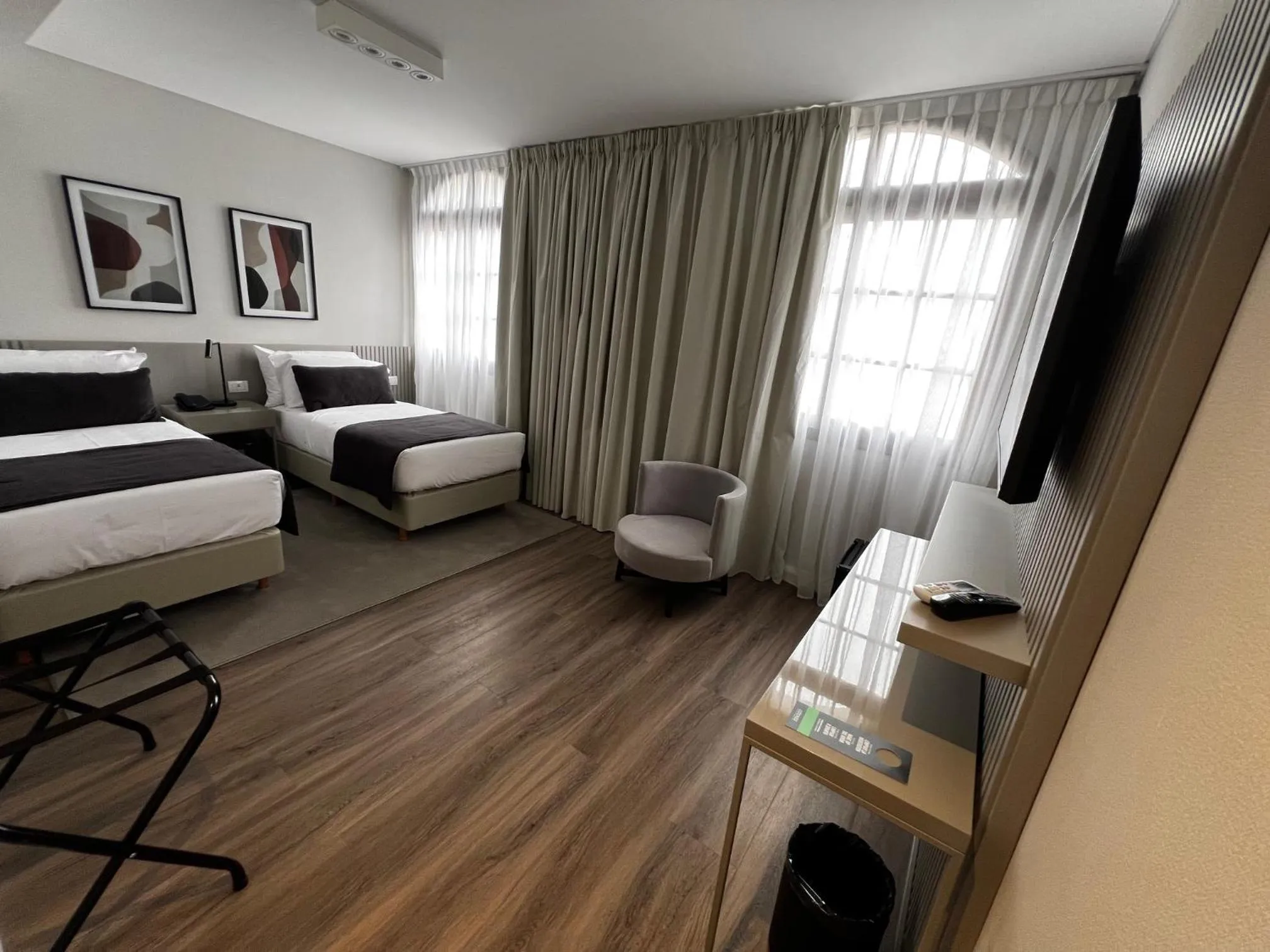 Bed in Guemes Hotel & Spa