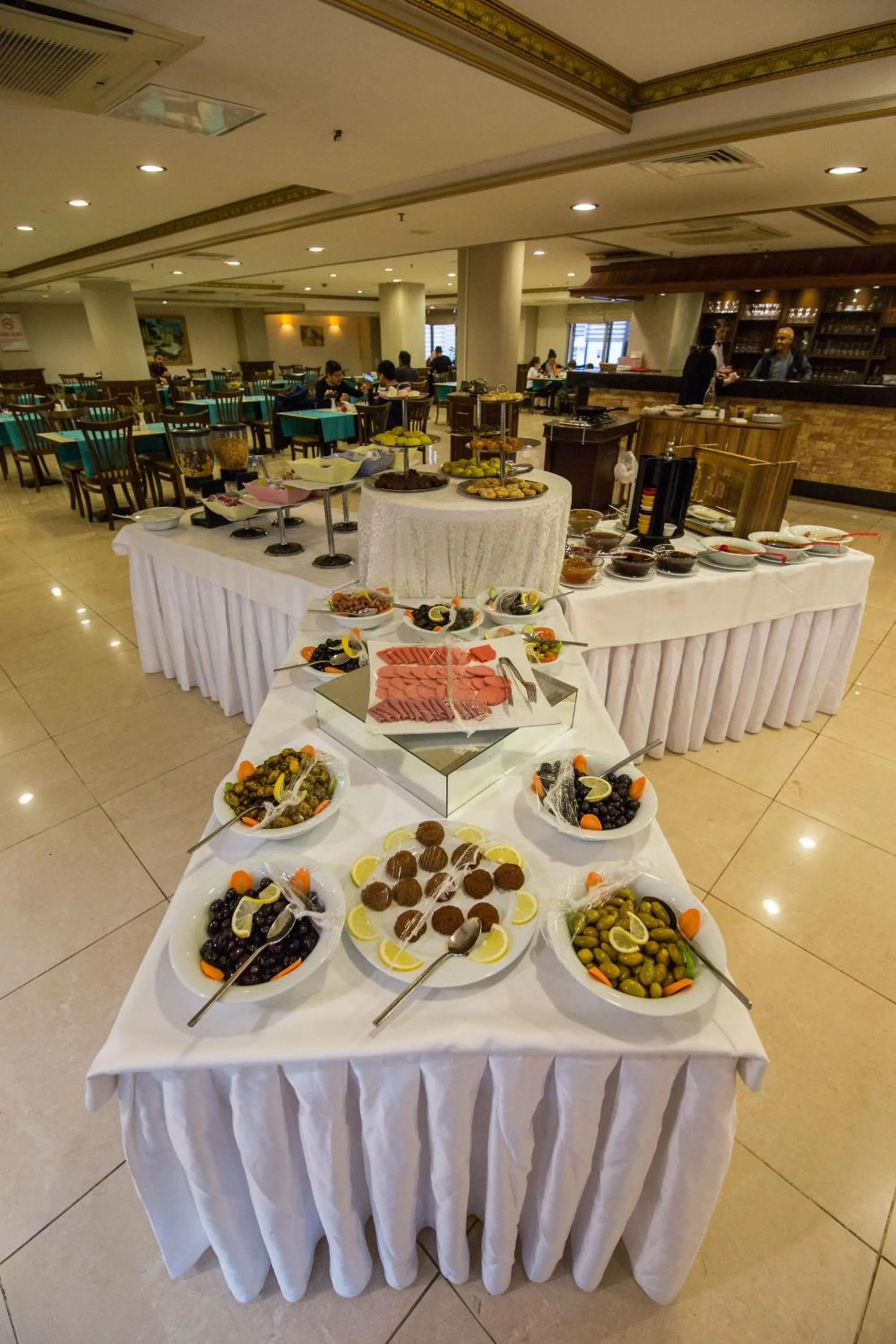 Restaurant/places to eat in Yücesoy Liva Hotel Spa & Convention Center Mersin