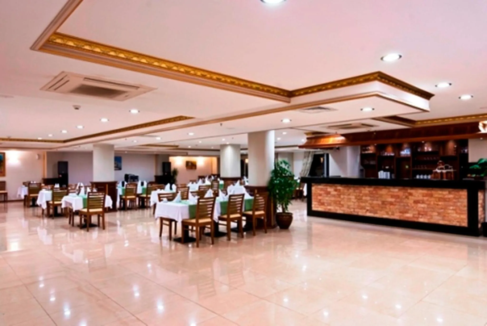 Restaurant/places to eat in Yücesoy Liva Hotel Spa & Convention Center Mersin