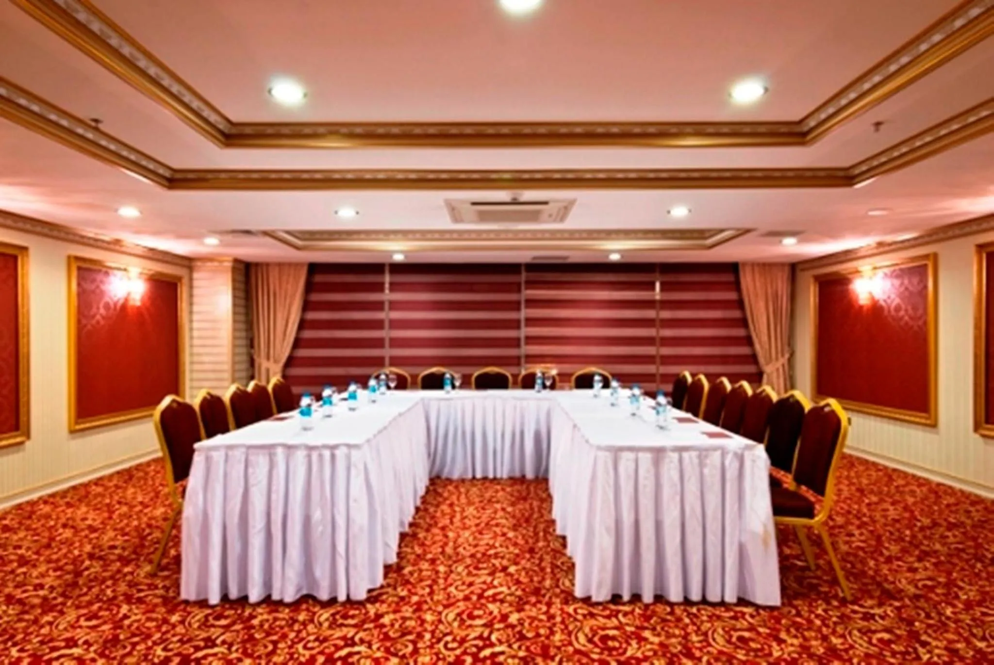 Meeting/conference room in Yücesoy Liva Hotel Spa & Convention Center Mersin