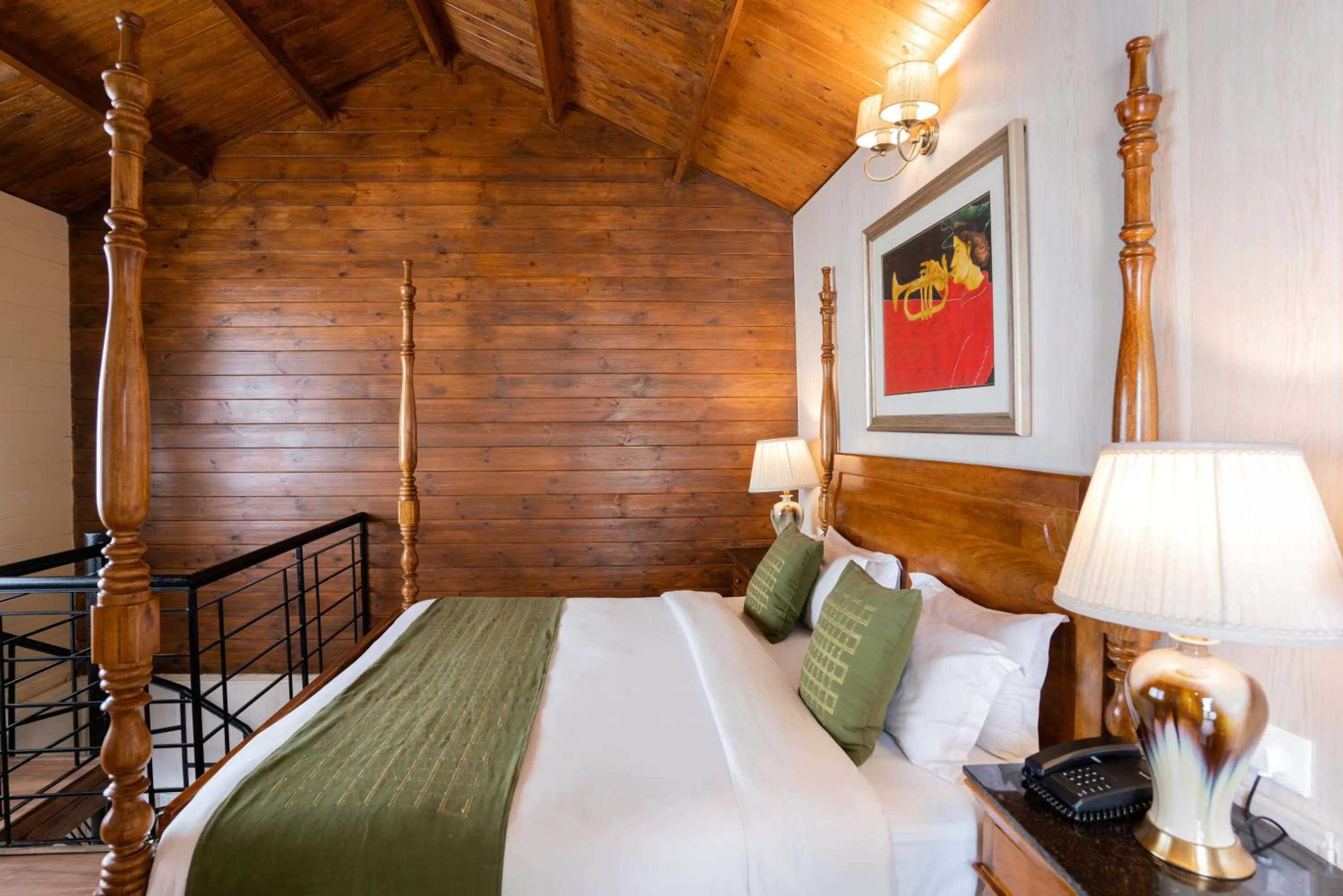 Bedroom, Bed in Larisa Resort, Mussoorie