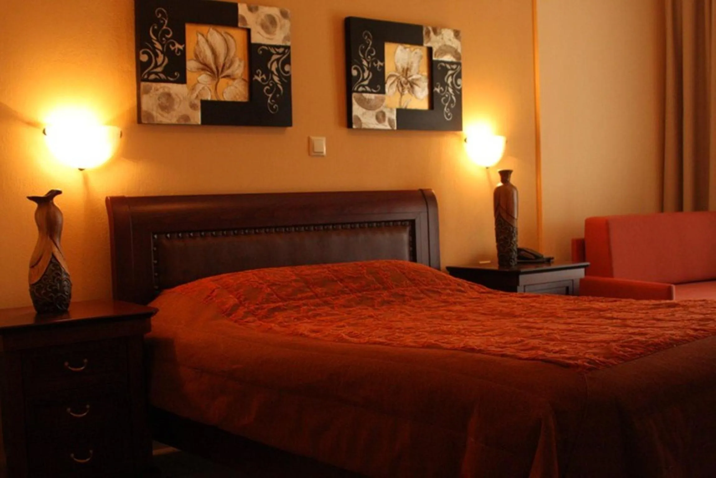 Bedroom, Bed in Lozitsi