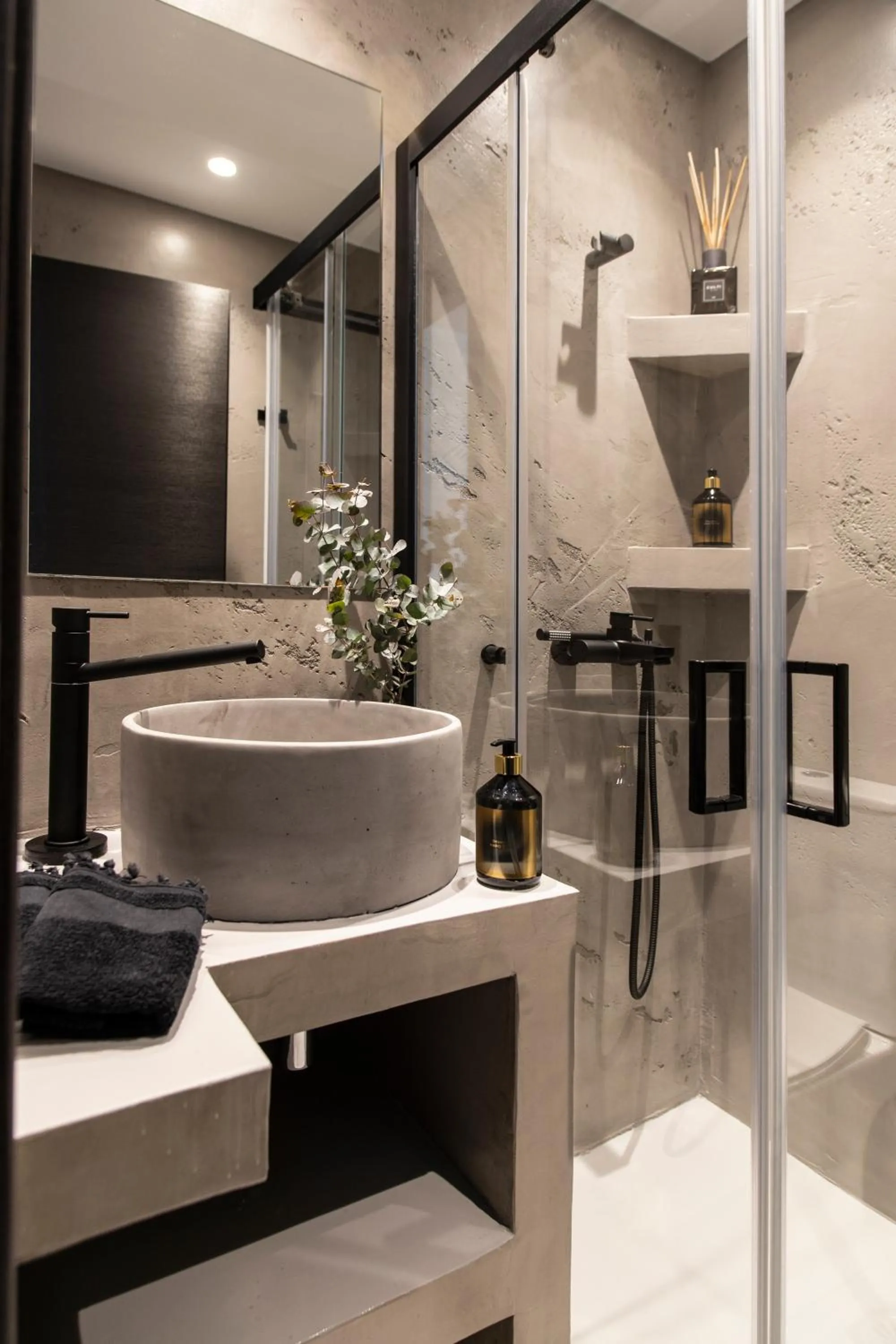 Bathroom in 14 Reasons Why Hotel Athens