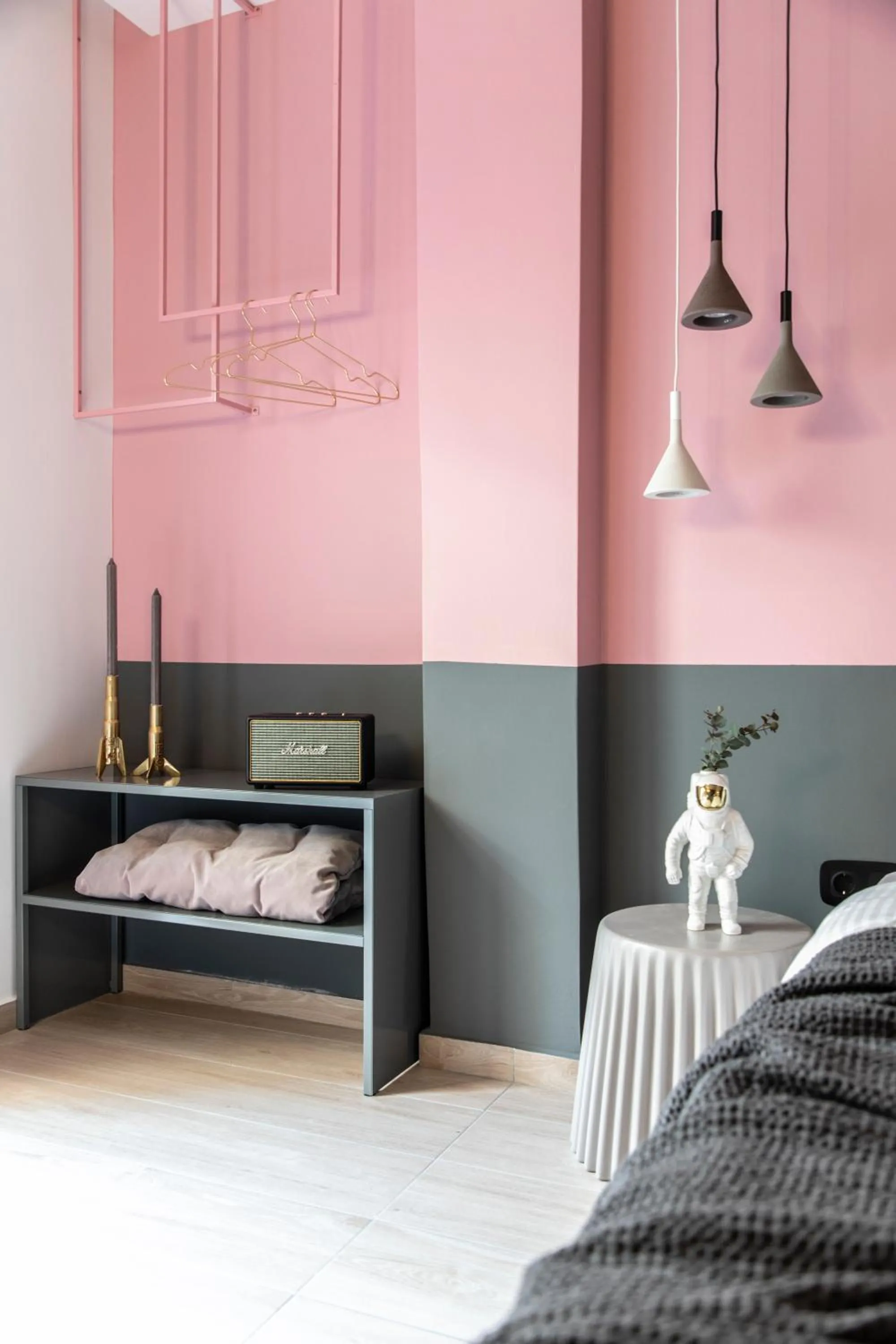 Bed in 14 Reasons Why Hotel Athens