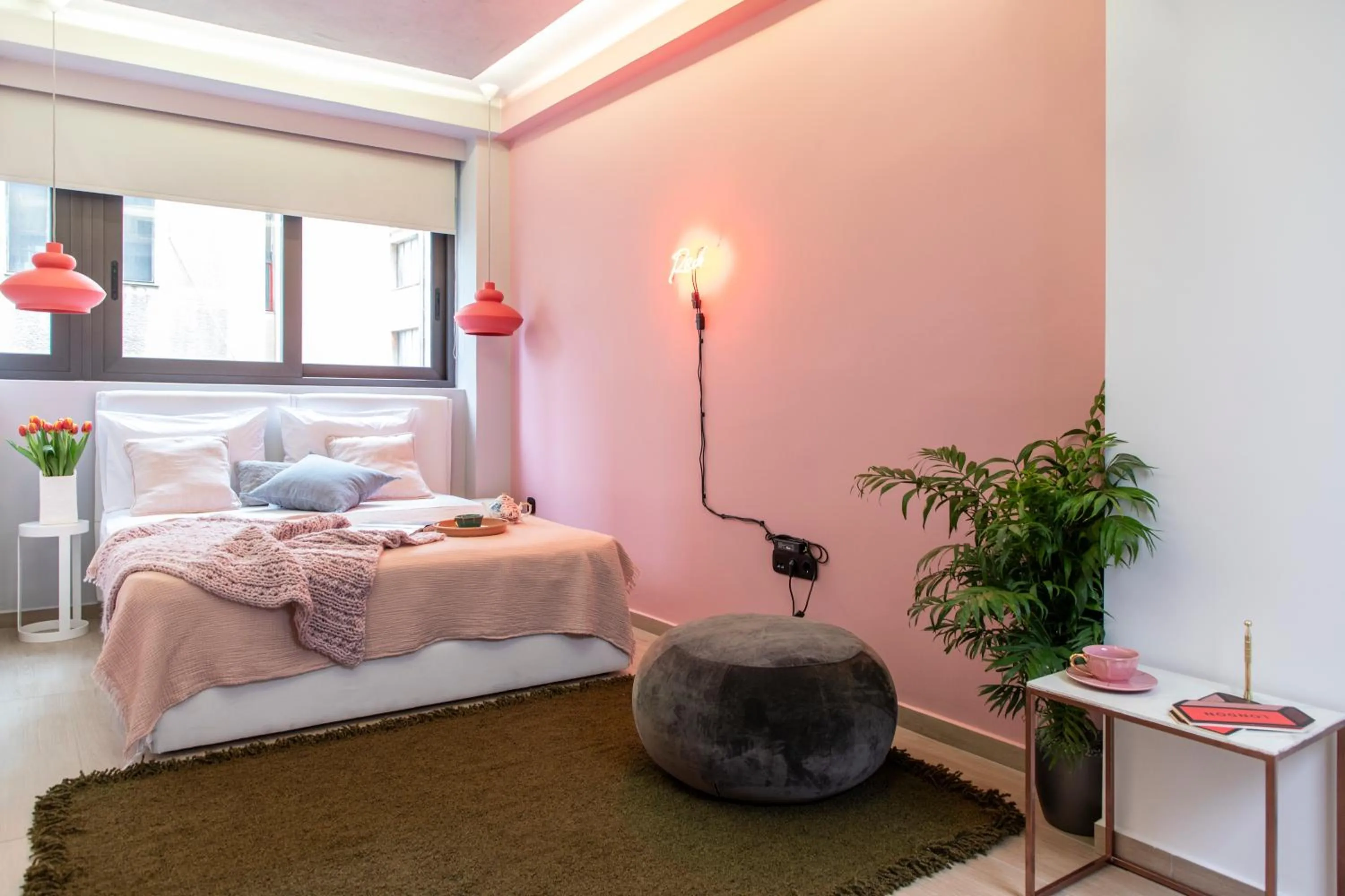 Bed in 14 Reasons Why Hotel Athens