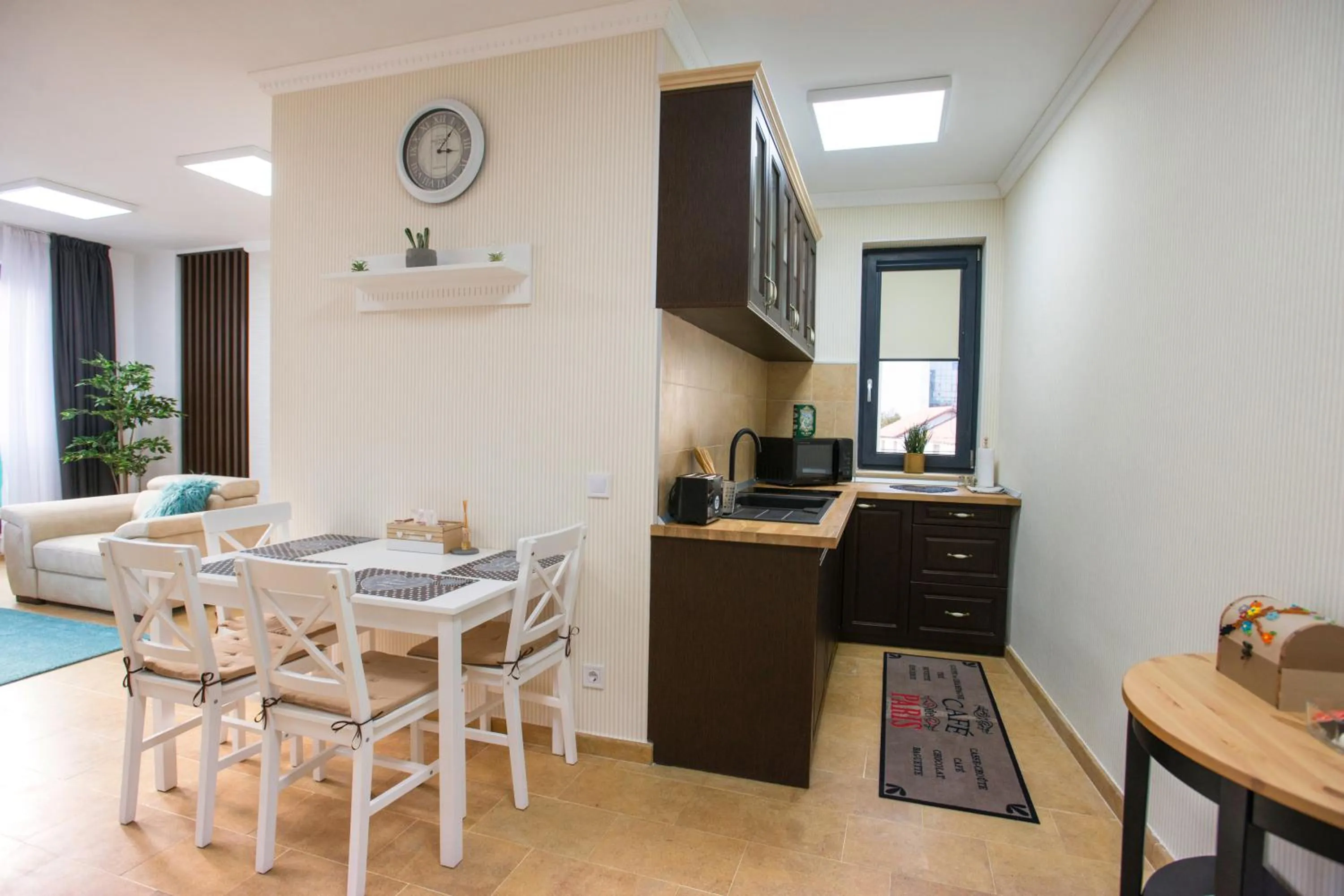 Lira Holiday Apartments