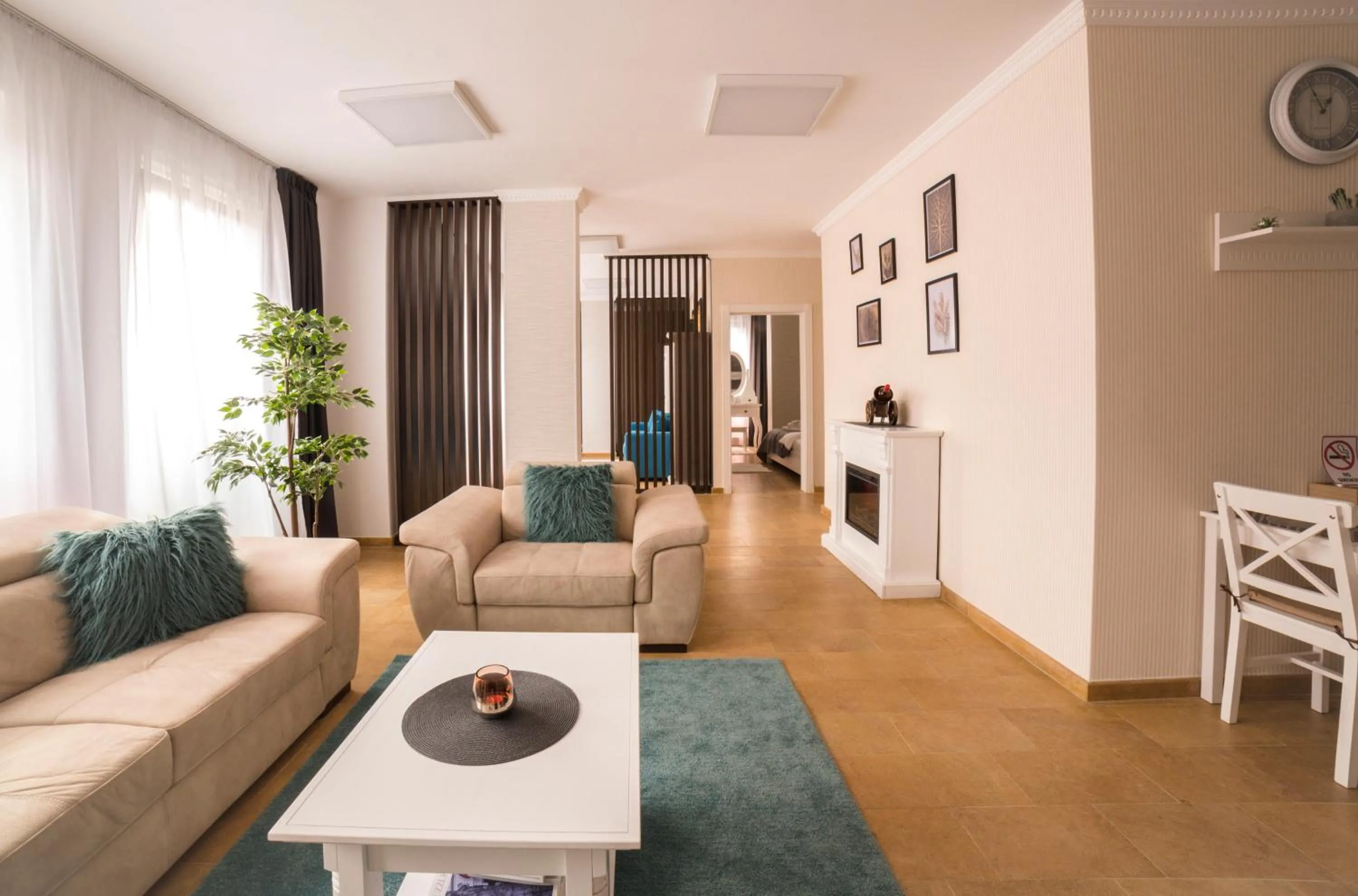Lira Holiday Apartments
