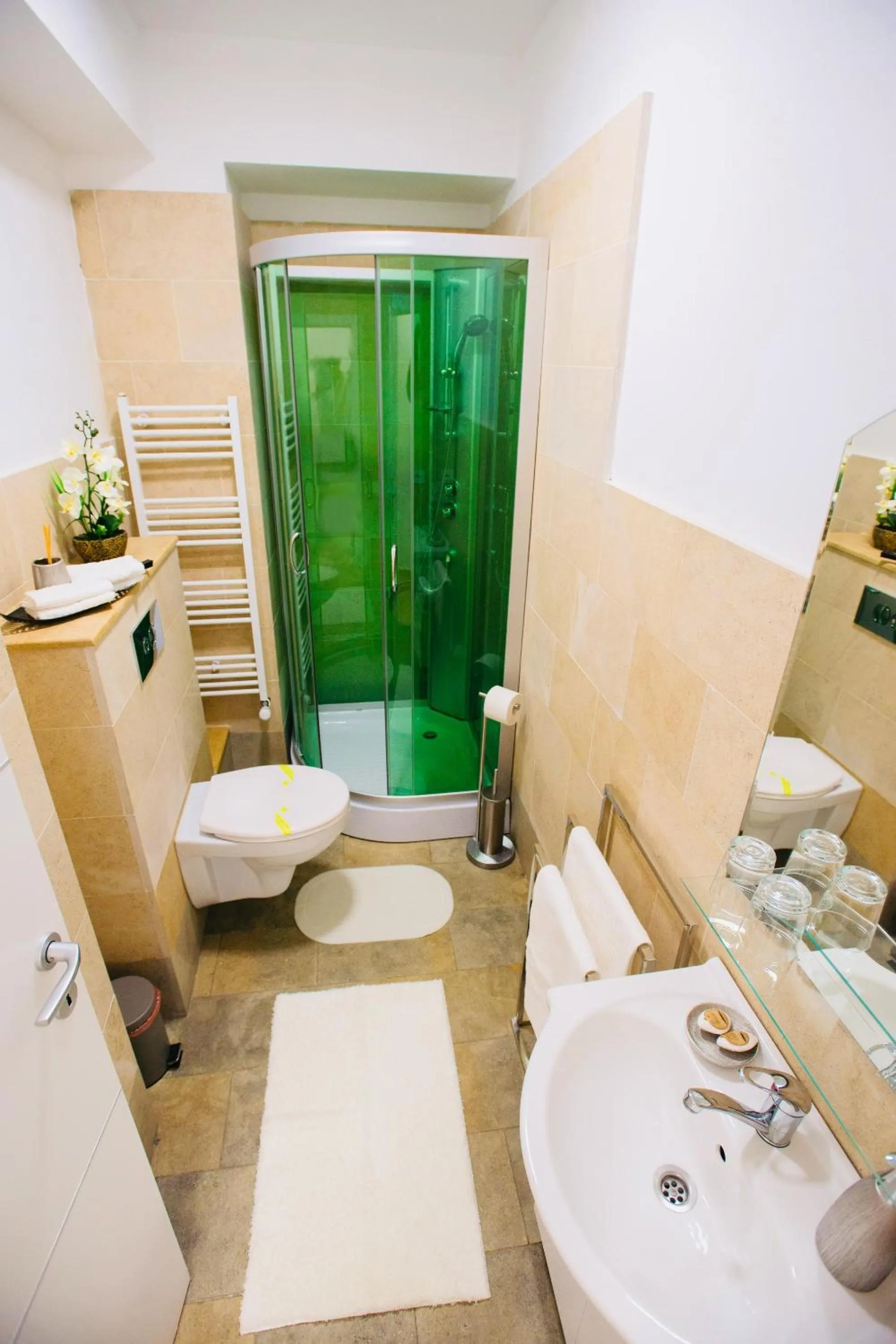 Lira Holiday Apartments