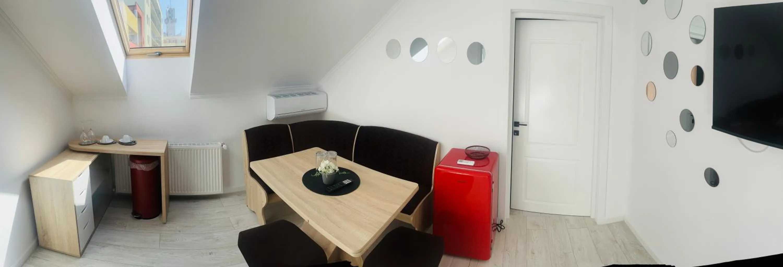 Lira Holiday Apartments