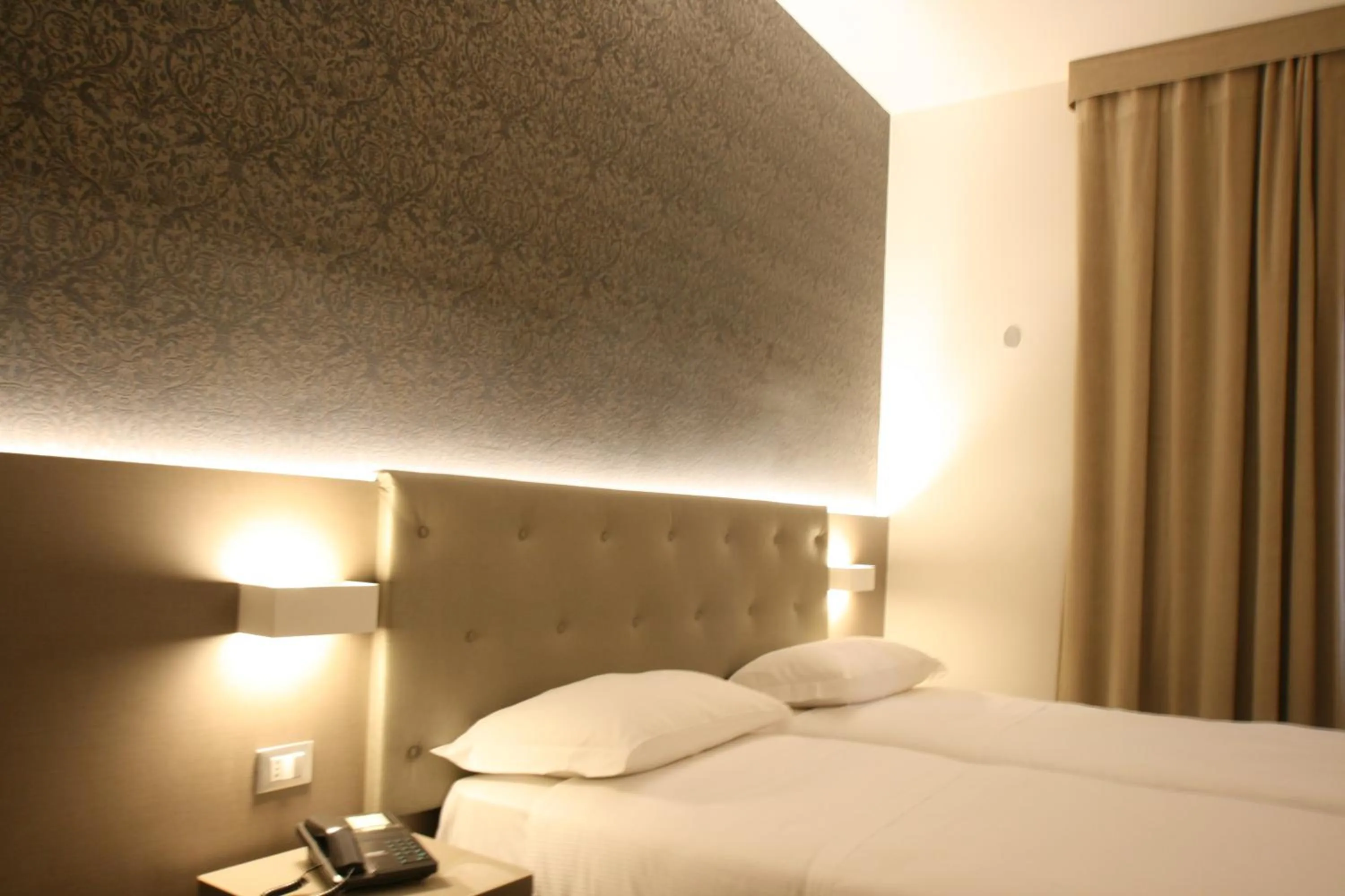 Photo of the whole room, Bed in Hotel Principe