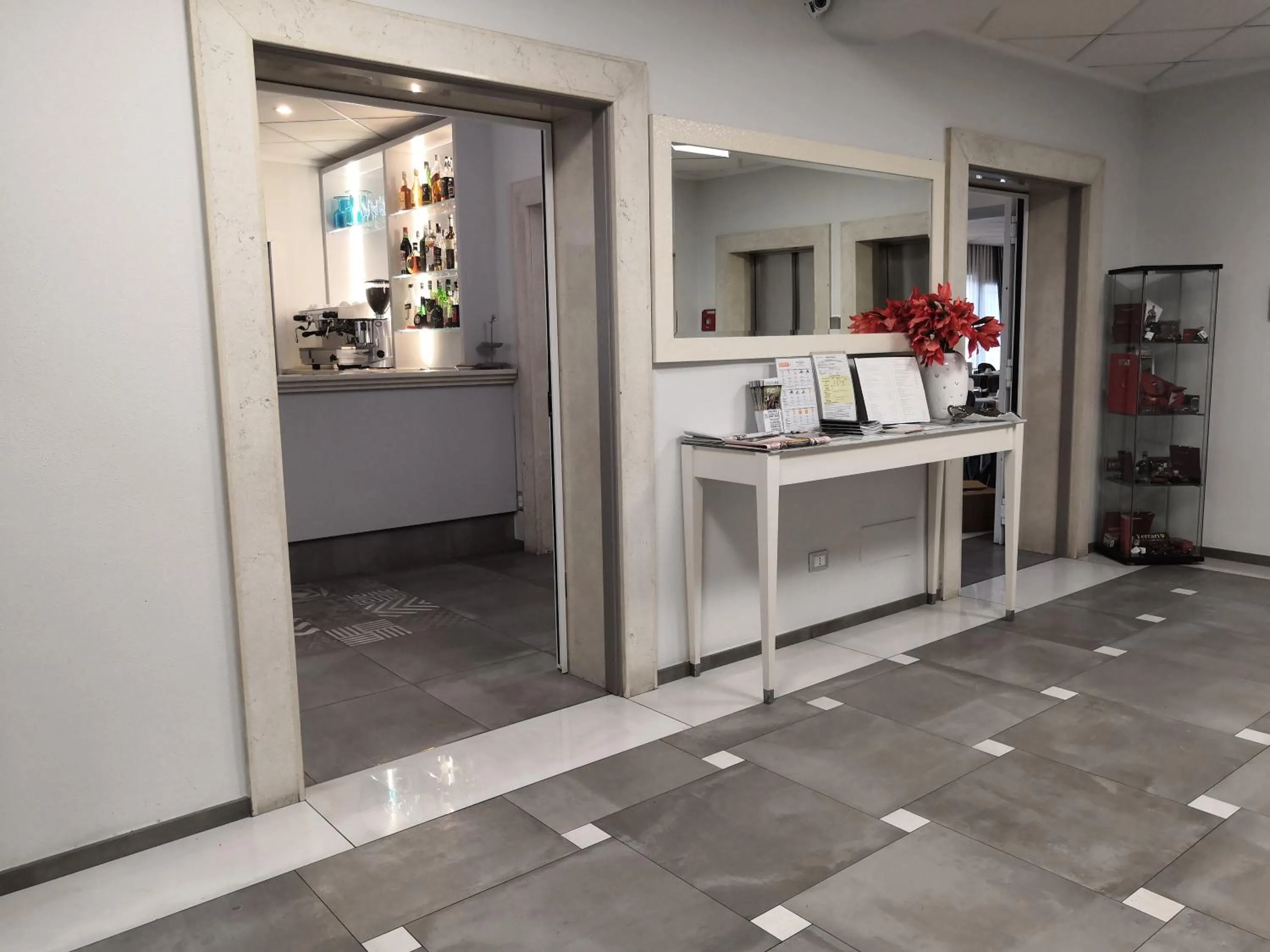 Lobby or reception in Hotel Principe