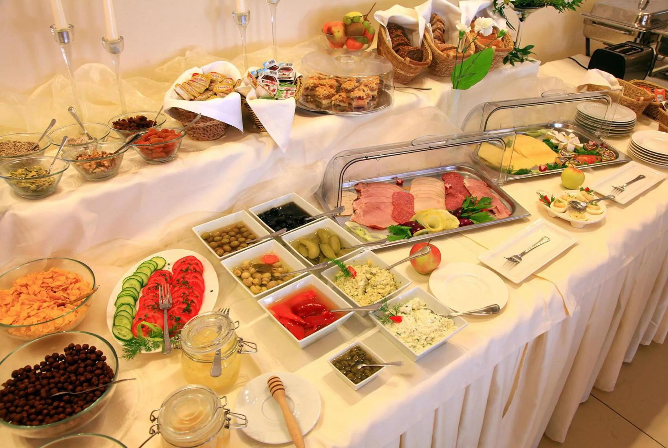 Food and drinks in Hotel Camelot