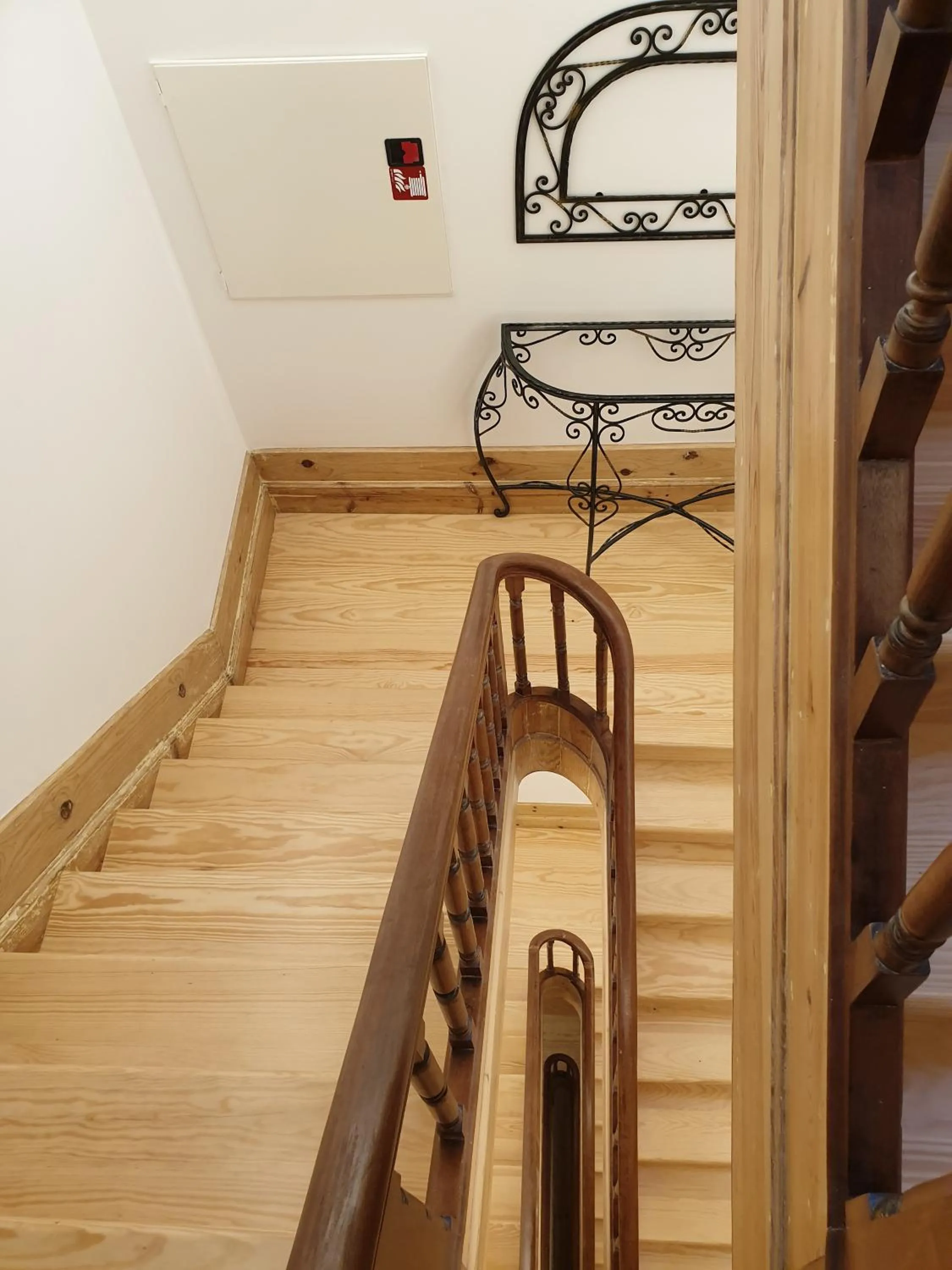 Facade/entrance in Casa da Baixa by PURUS